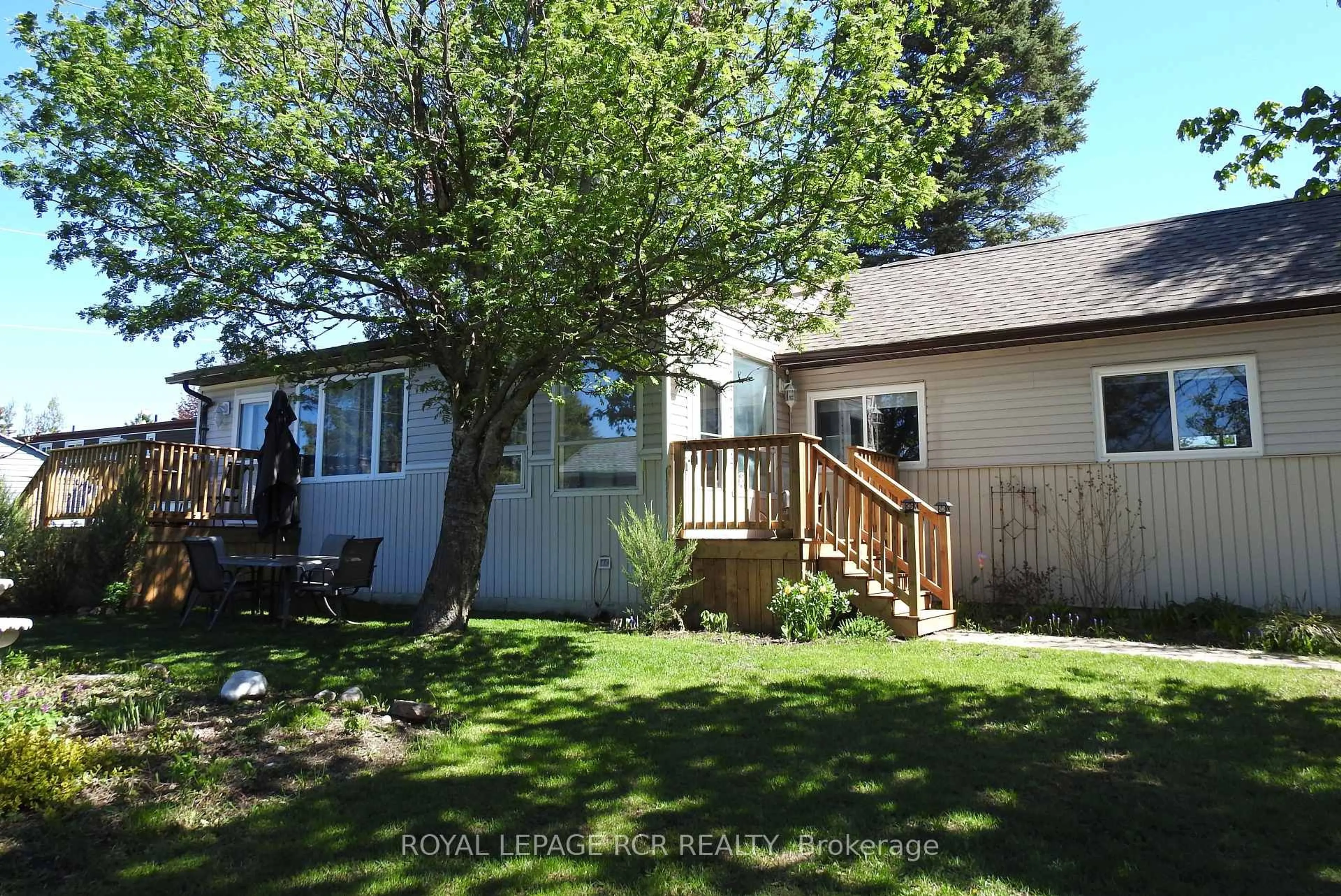 Unknown for 8 Claremont Cres, Oro-Medonte Ontario L3V 0P9