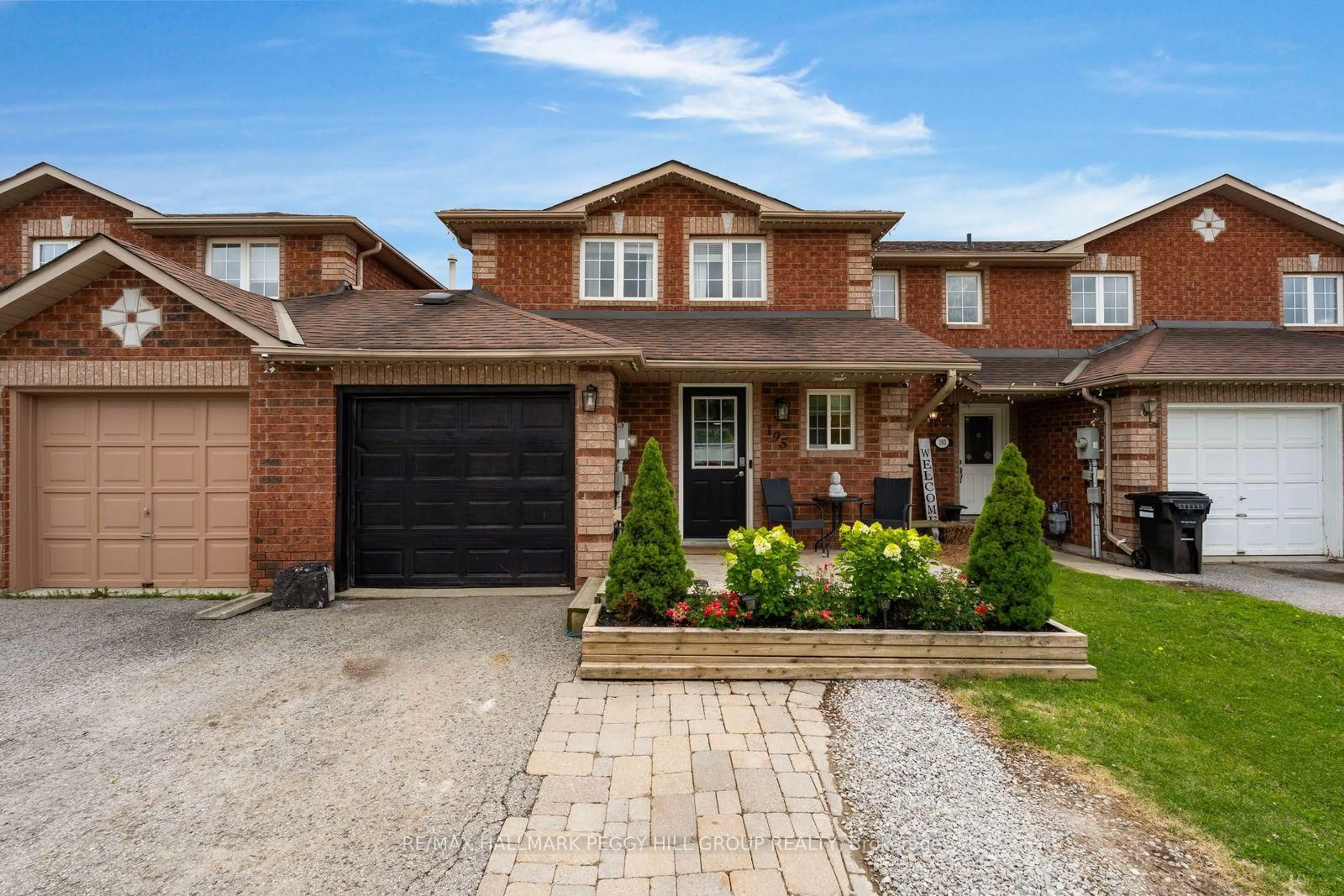 Home with brick exterior material, street for 195 Dunsmore Lane, Barrie Ontario L4M 6Z8