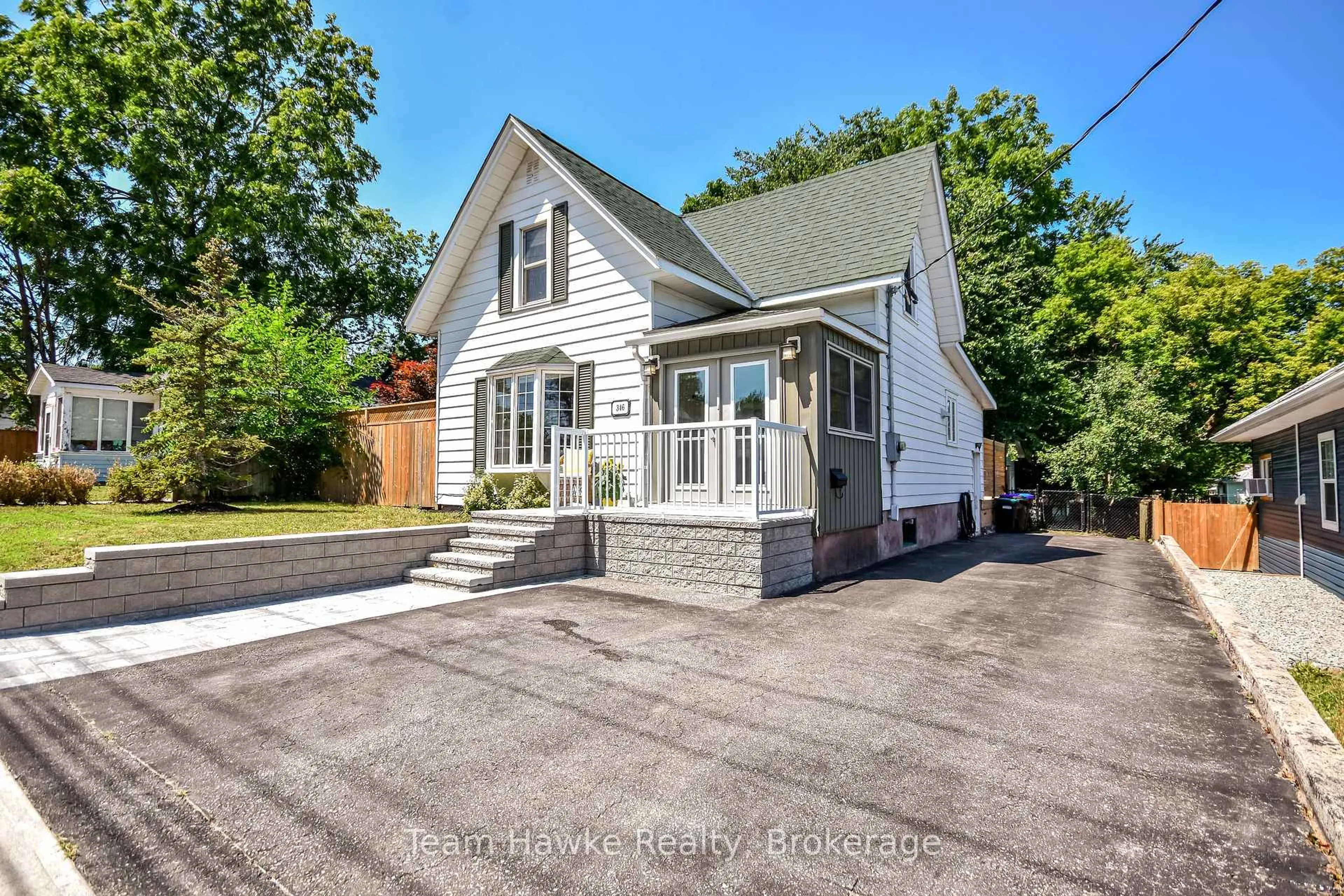 Unknown for 346 Yonge St, Midland Ontario L4R 2B4