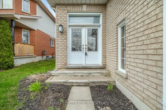 216 Mapleton Ave, Barrie 2