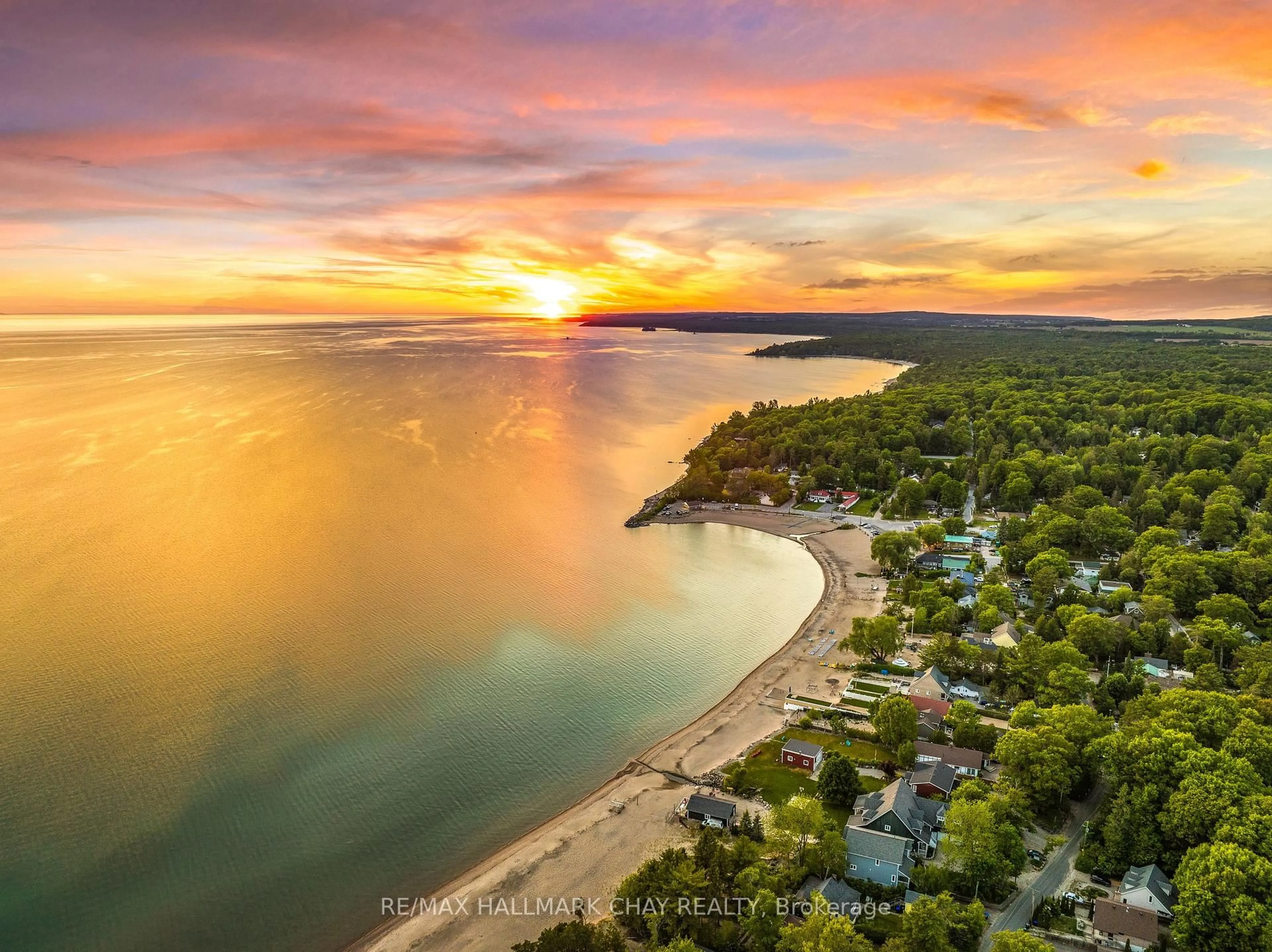 A pic from outside/outdoor area/front of a property/back of a property/a pic from drone, water/lake/river/ocean view for 43 FOURTH St, Tiny Ontario L0L 2J0