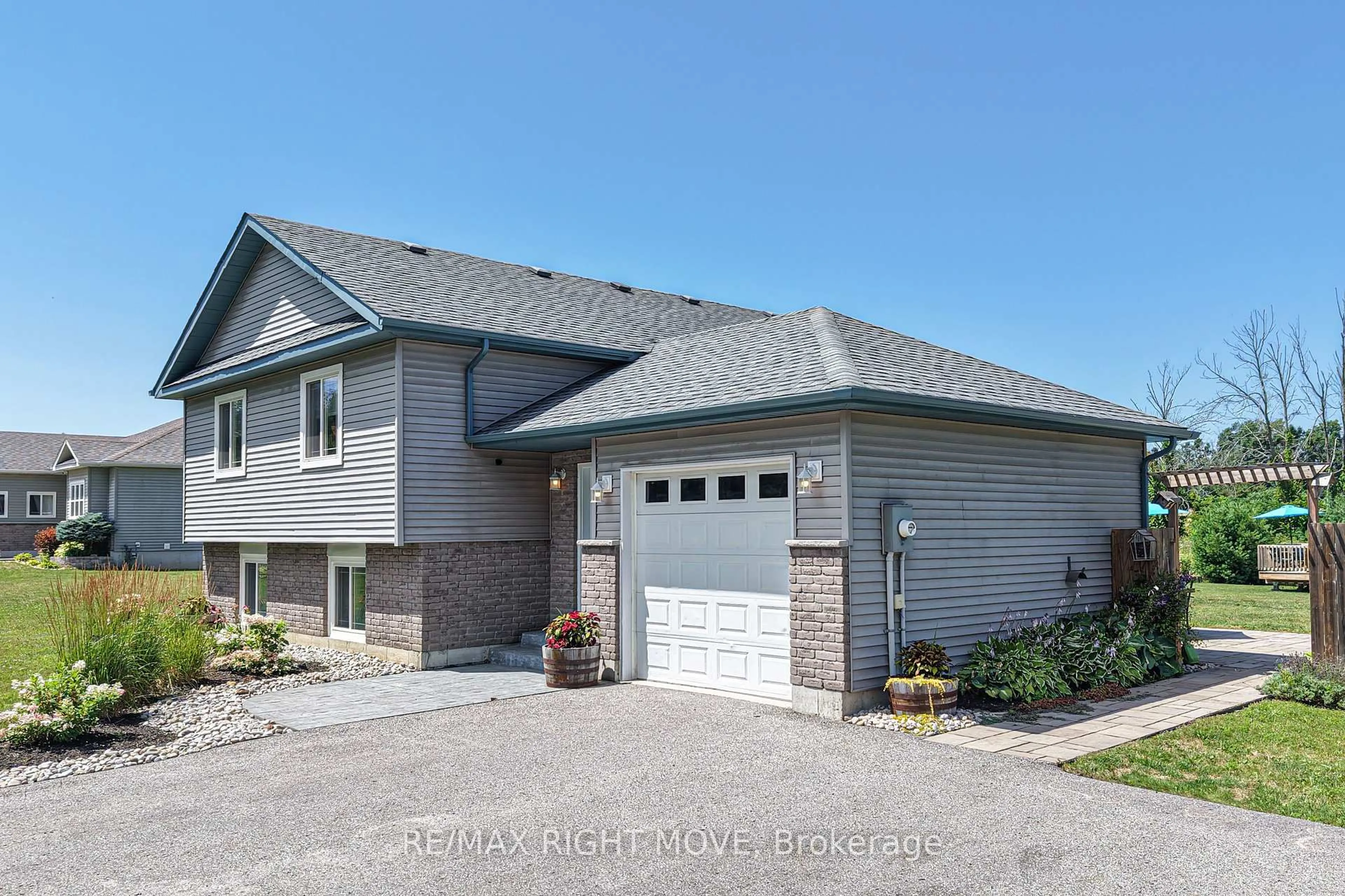 Unknown for 1988 Warminster Sdrd, Oro-Medonte Ontario L3V 0K5