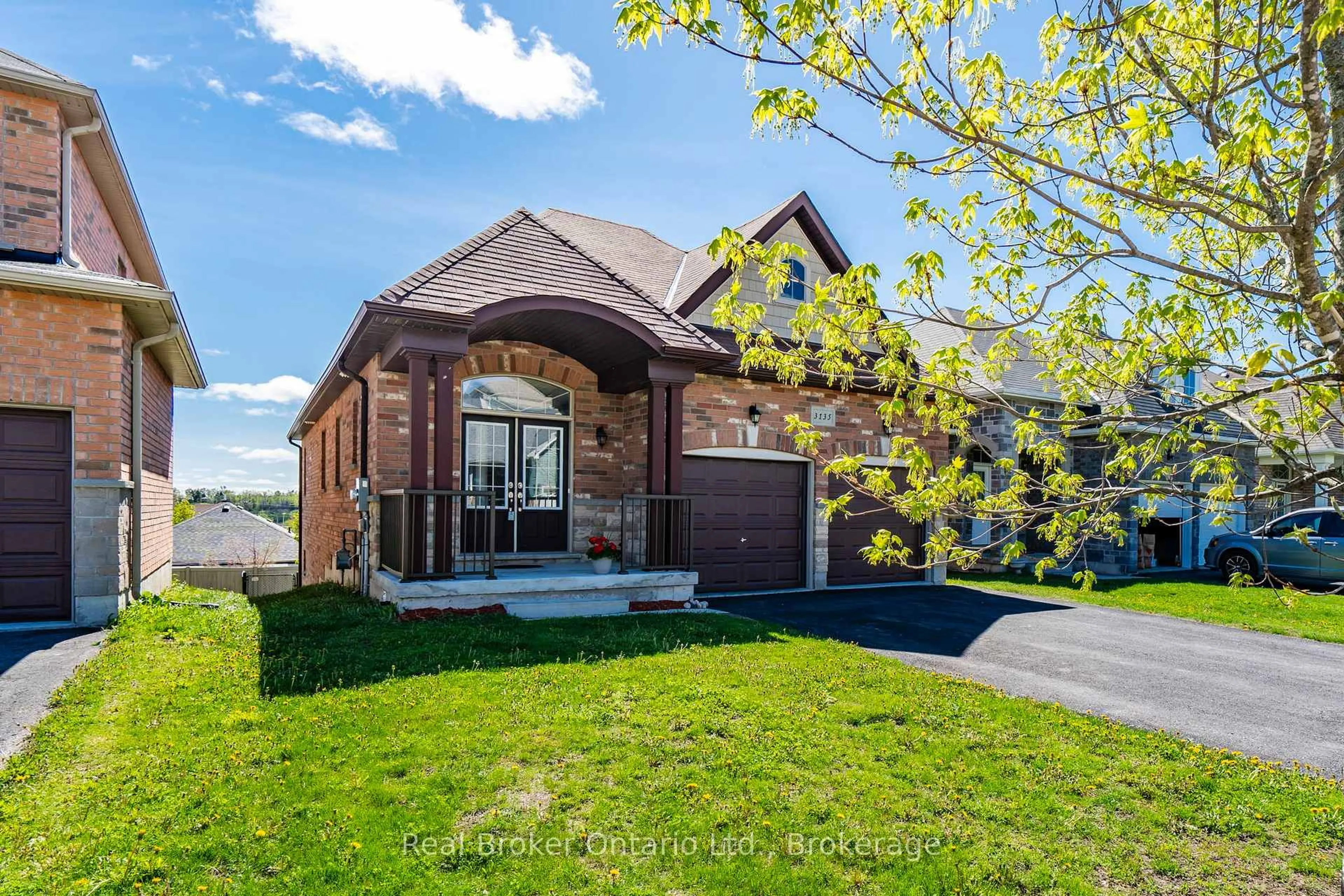 Home with brick exterior material, street for 3135 Emperor Dr, Orillia Ontario L3V 0G4