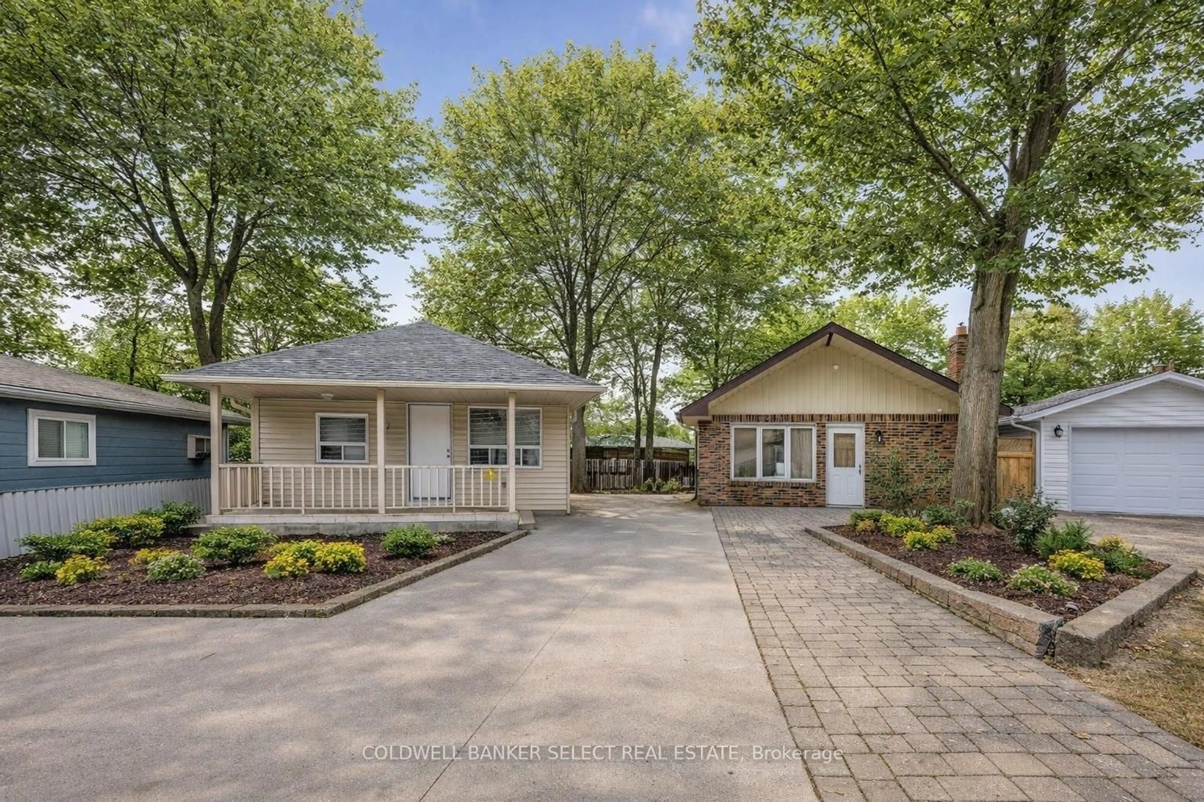 Unknown for 77-79 Baker St, Wasaga Beach Ontario L9Z 2G7