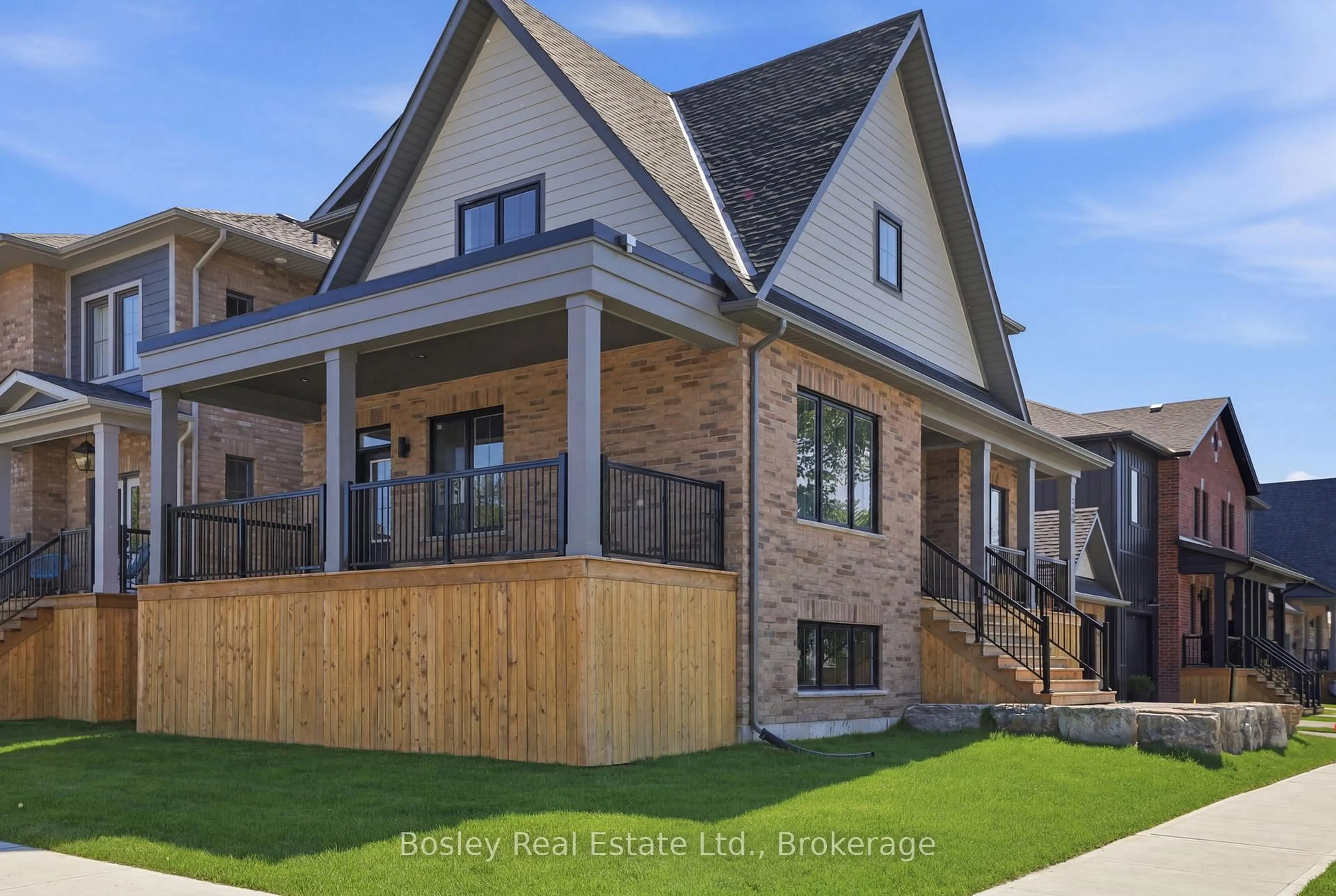 Home with brick exterior material, street for 130 Fifth St, Collingwood Ontario L9Y 5V1