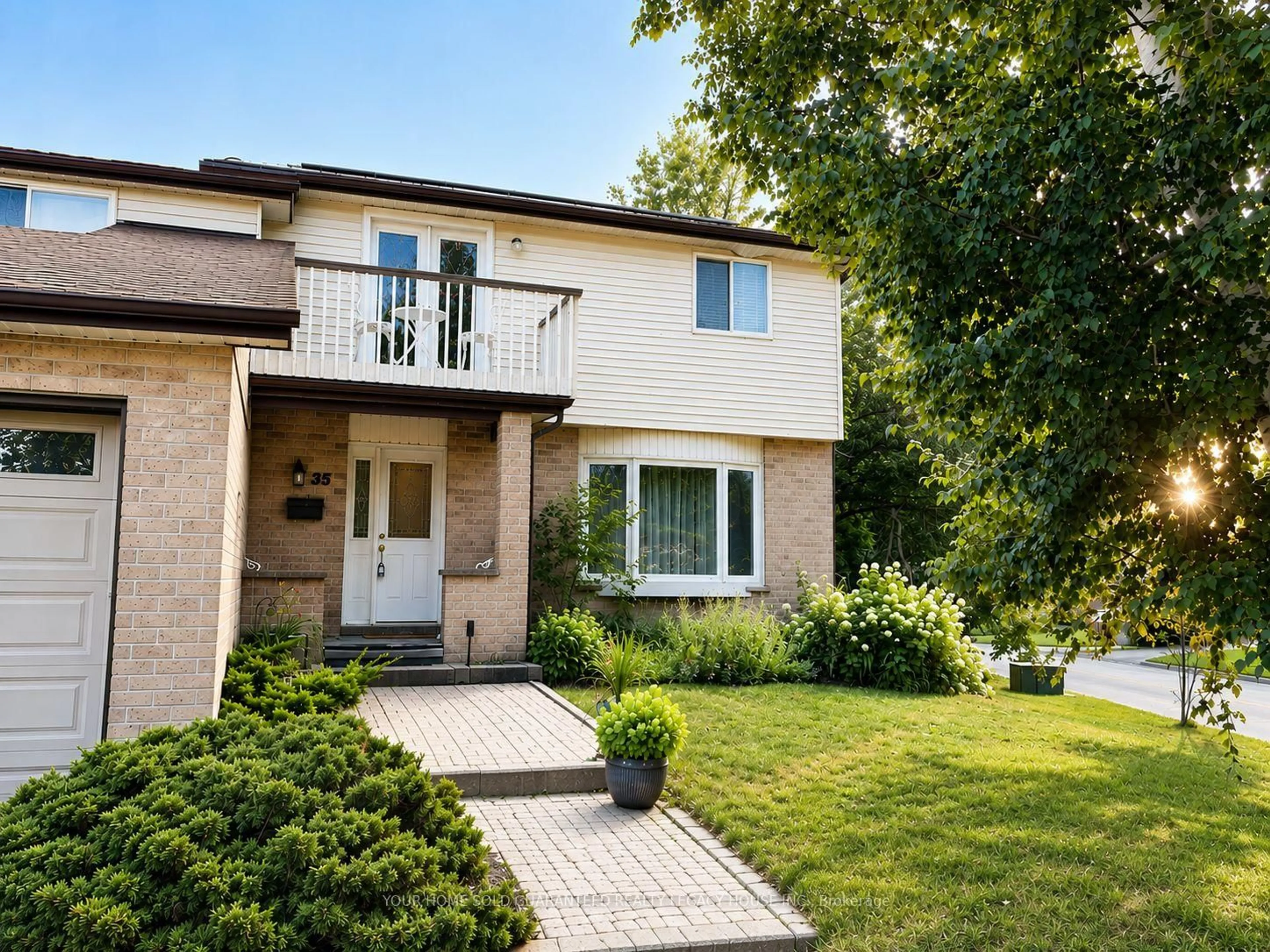 Home with brick exterior material, street for 35 Glenridge Rd, Barrie Ontario L4N 2X9