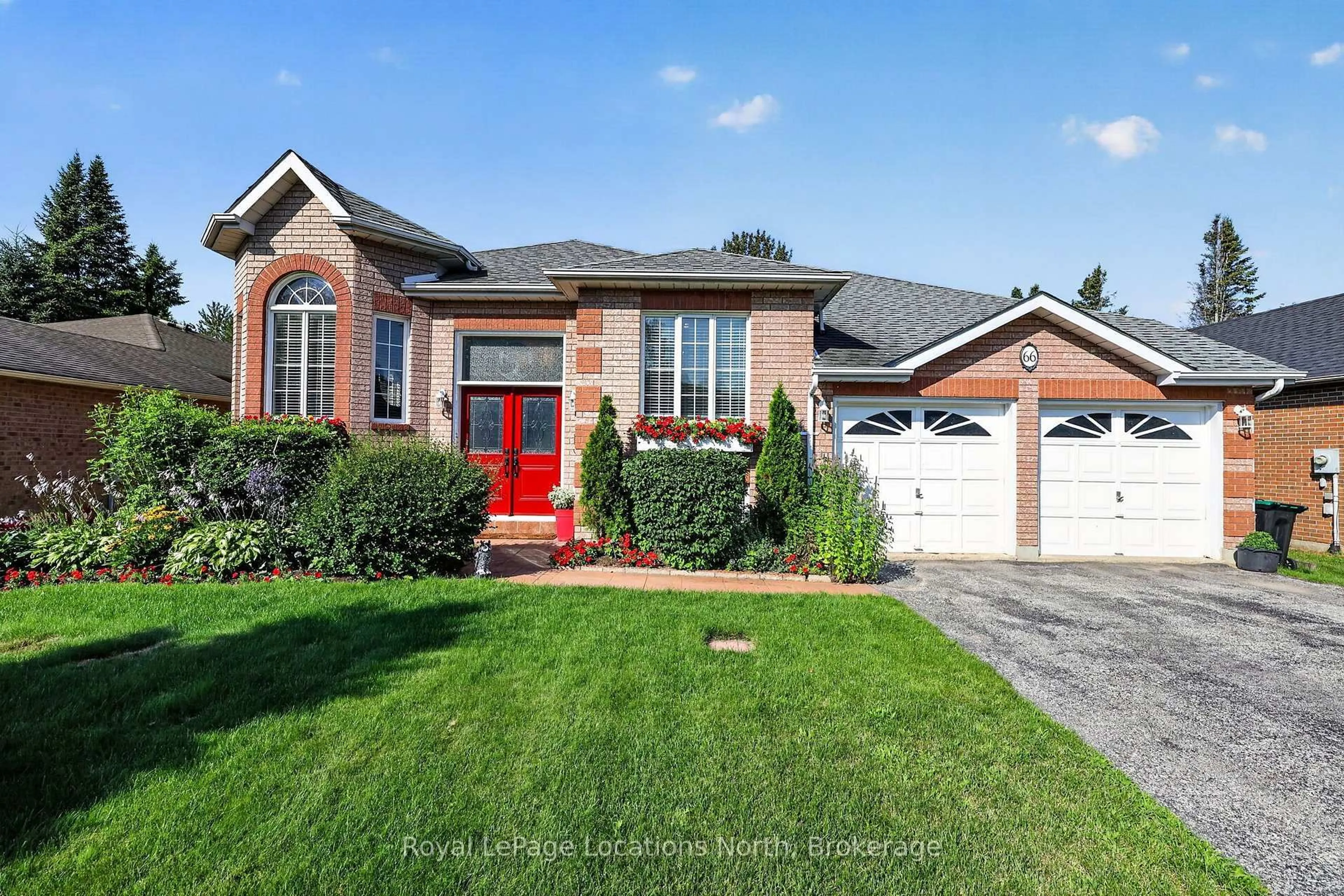 Home with brick exterior material, street for 66 Royal Beech Dr, Wasaga Beach Ontario L9Z 1H3