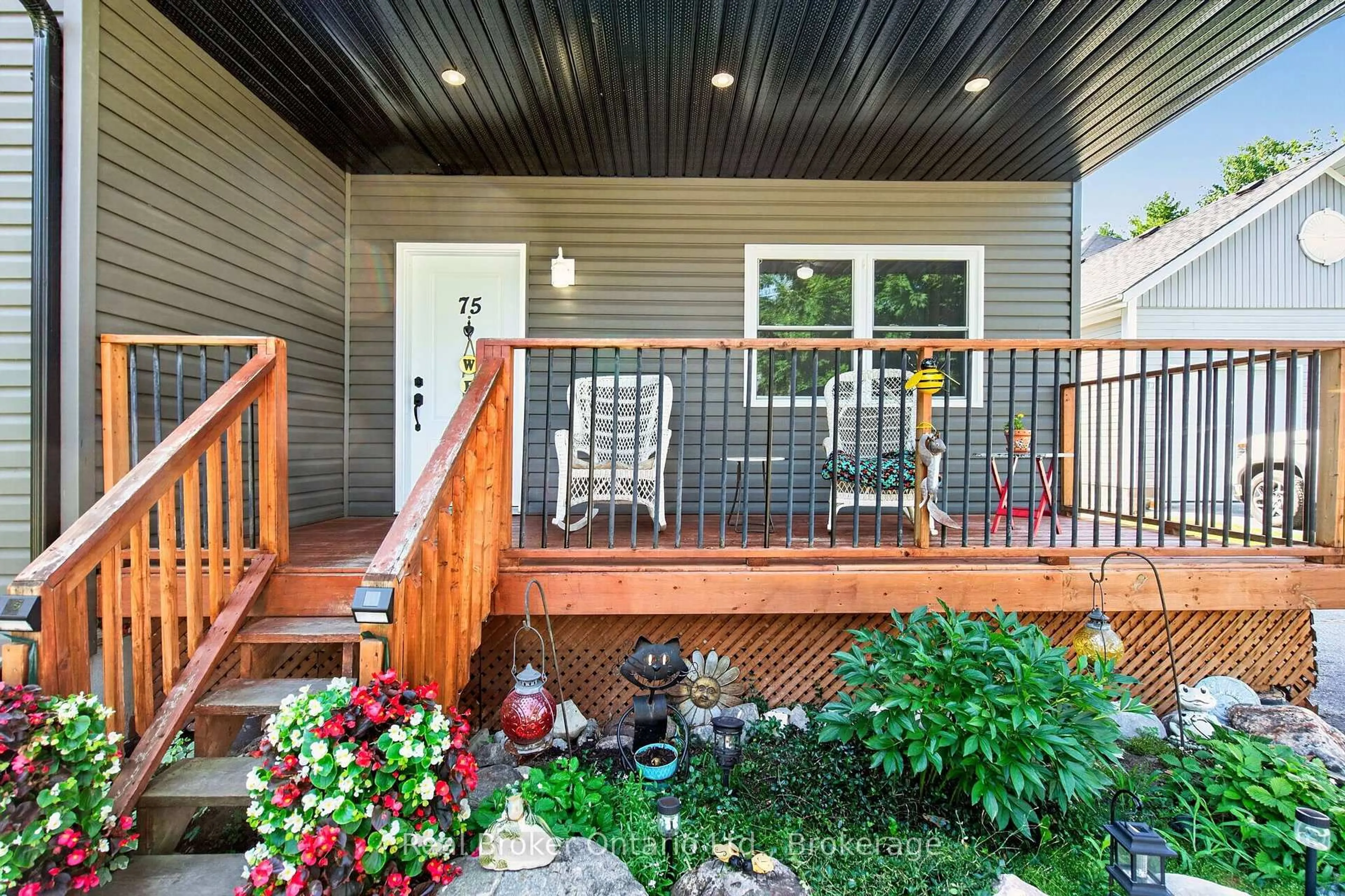 Patio, street for 75 Bourgeois Beach Rd, Tay Ontario L0K 2A0