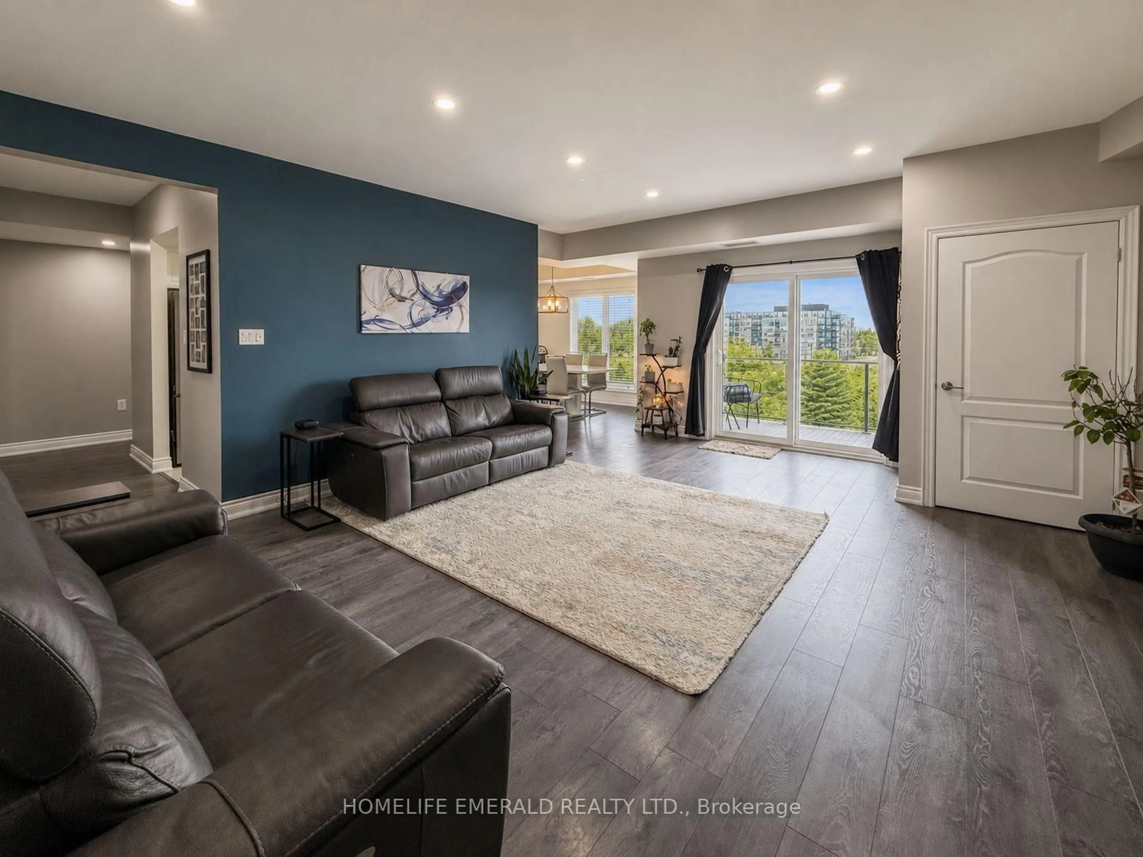 Living room with furniture, unknown for 100 Dean Ave #413, Barrie Ontario L9J 0H1
