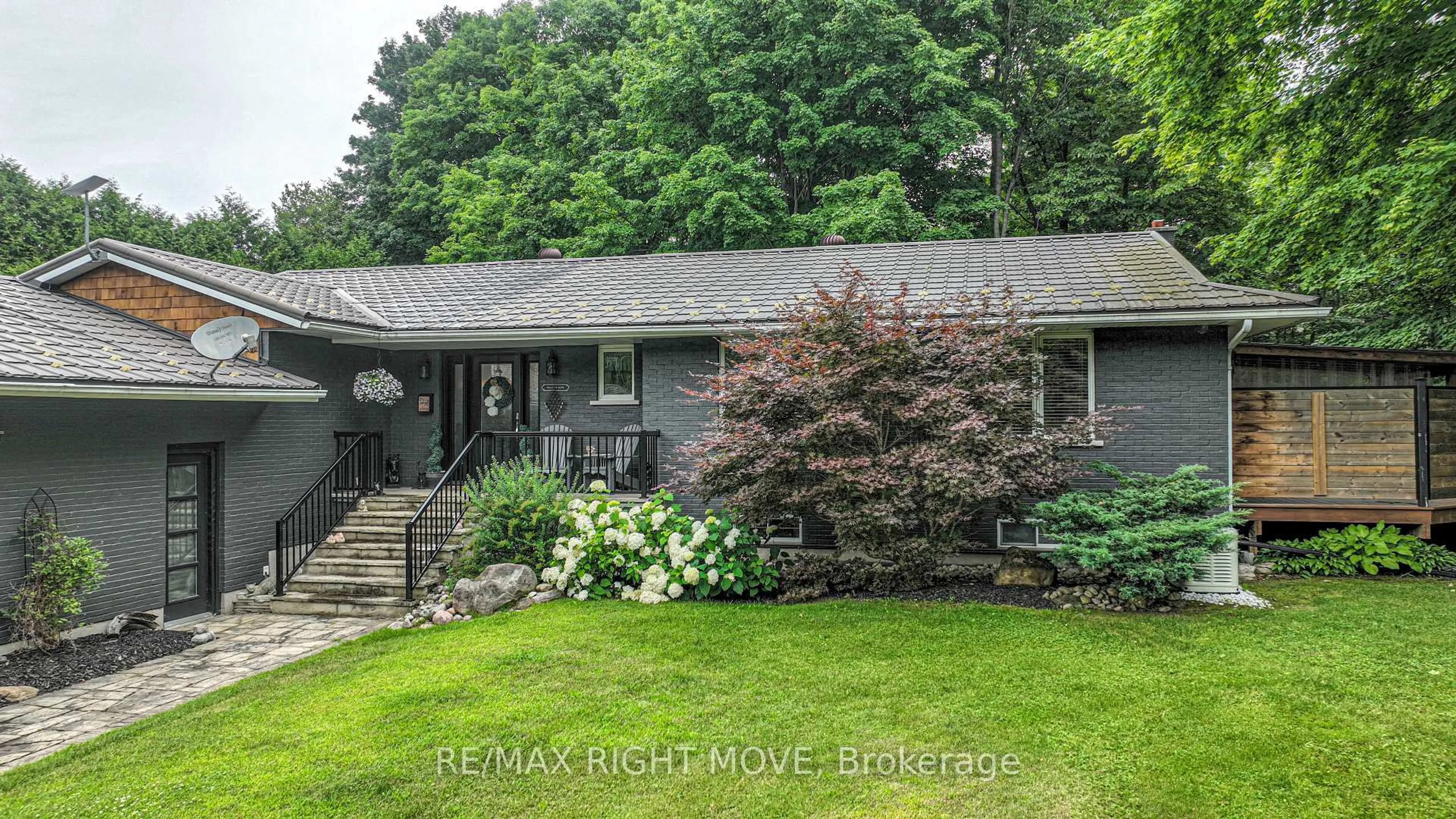 Home with vinyl exterior material, street for 1220 Birchcliffe Cres, Severn Ontario L3V 0W1