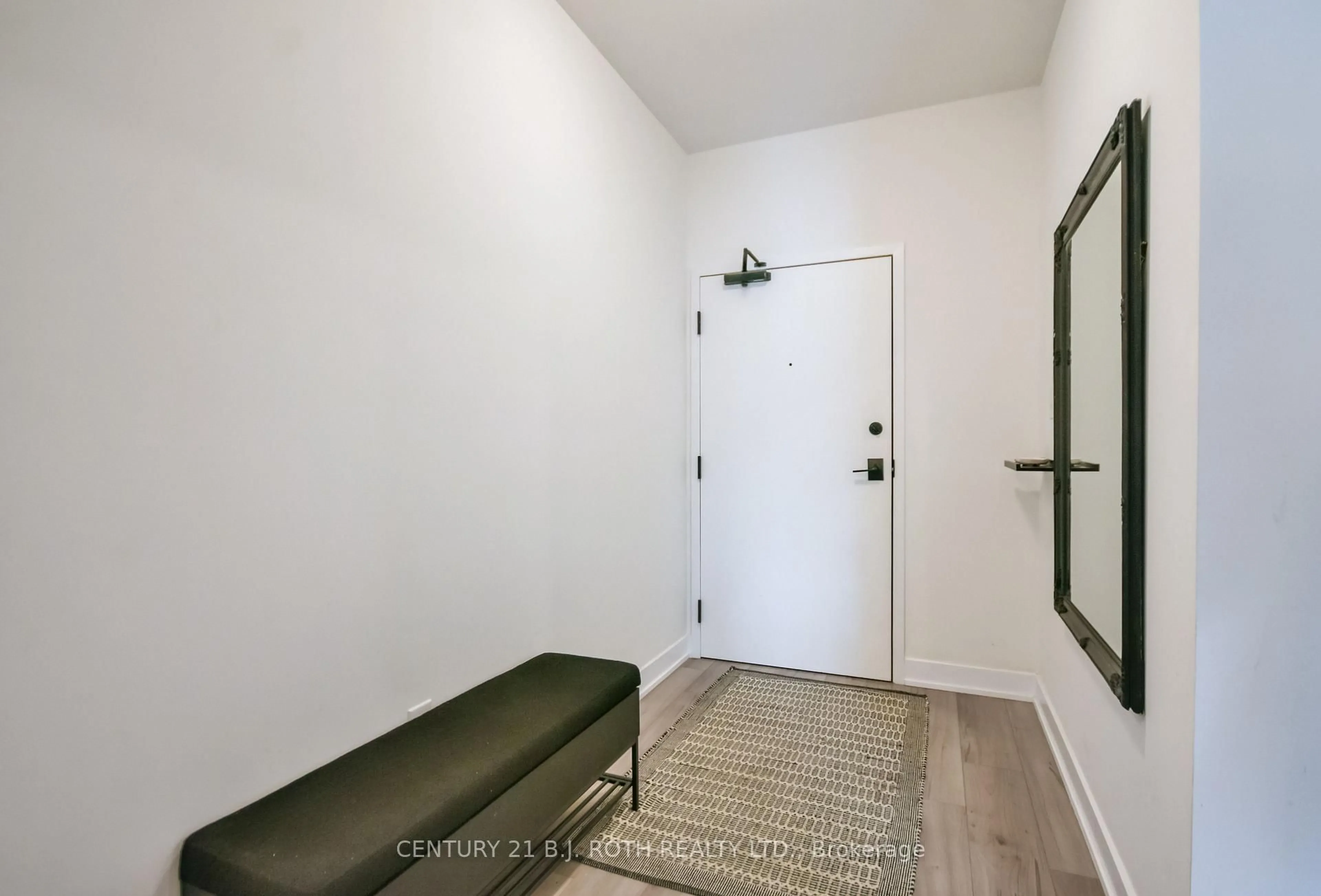 Indoor entryway for 8 Culinary Lane #604, Barrie Ontario L9J 0T2