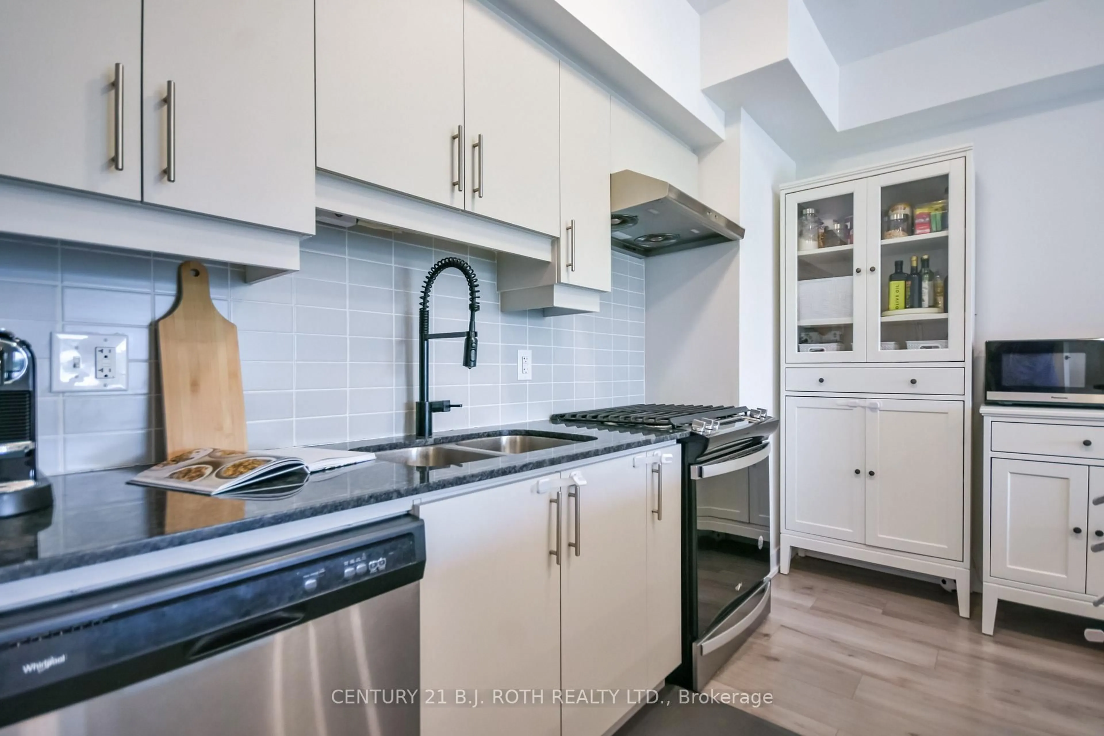 Unknown for 8 Culinary Lane #604, Barrie Ontario L9J 0T2