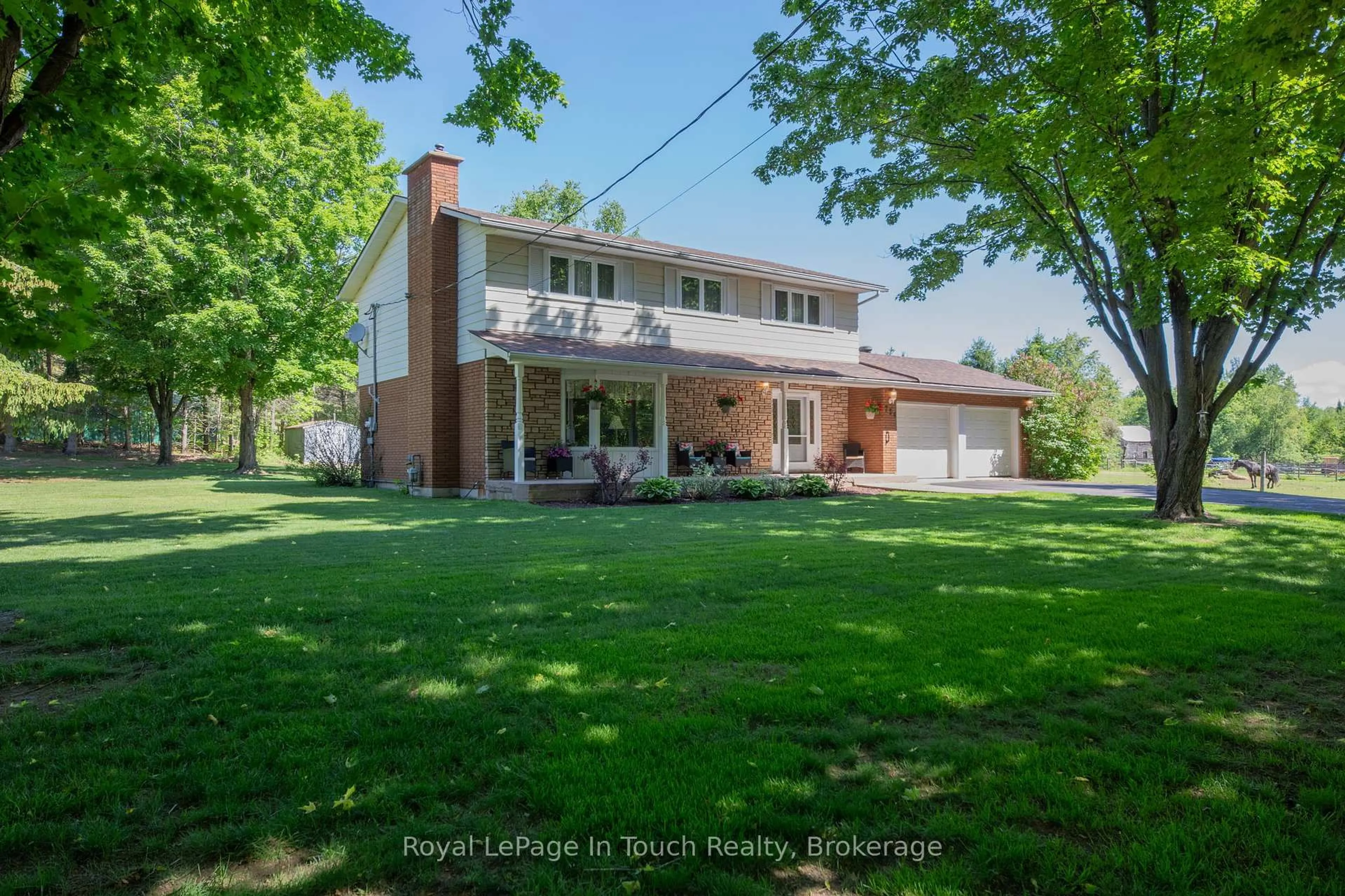 A pic from outside/outdoor area/front of a property/back of a property/a pic from drone, street for 756 Champlain Rd, Tiny Ontario L9M 0C2