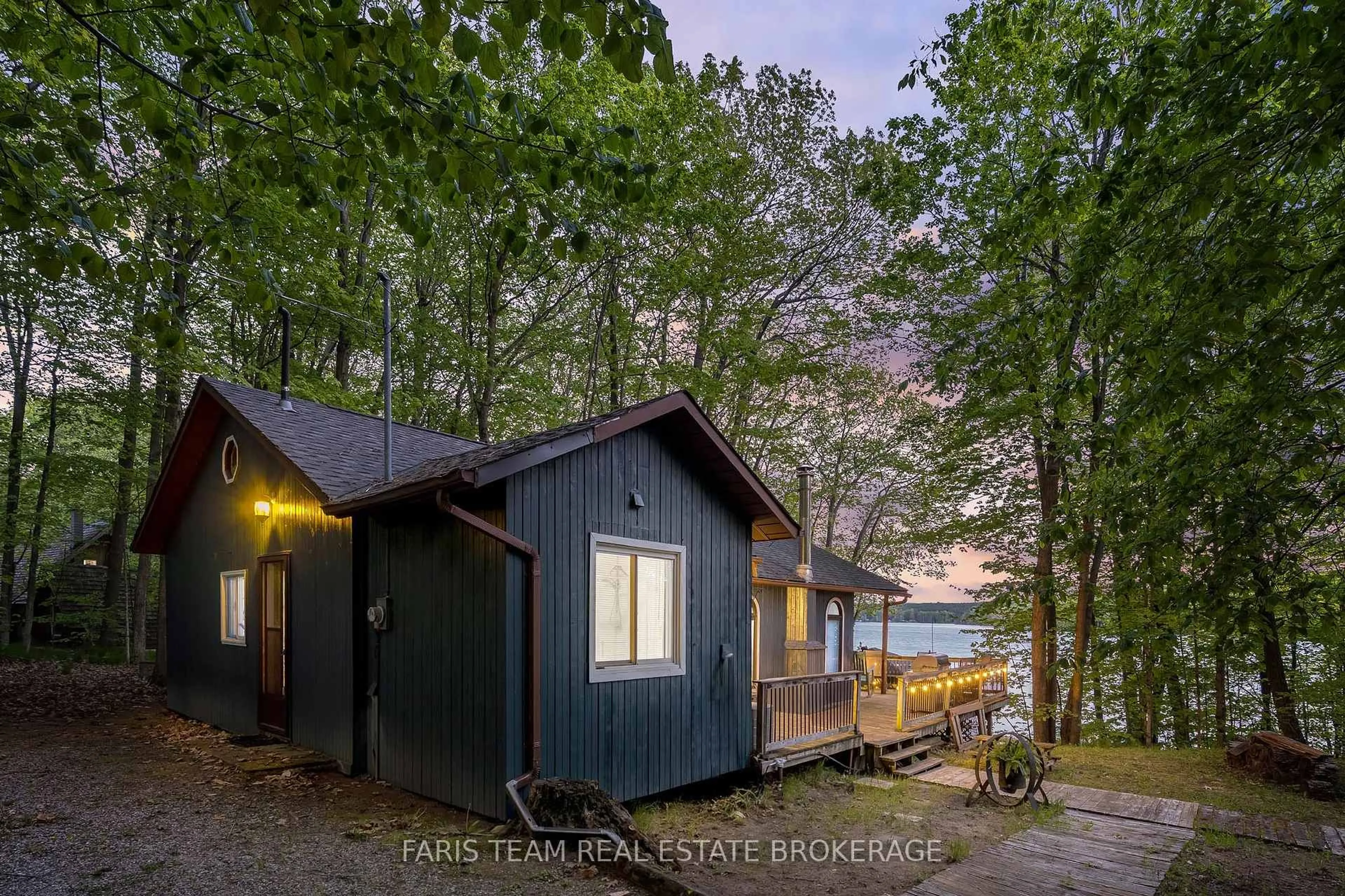Unknown for 112 Farlain Lake Rd, Tiny Ontario L9M 0B5