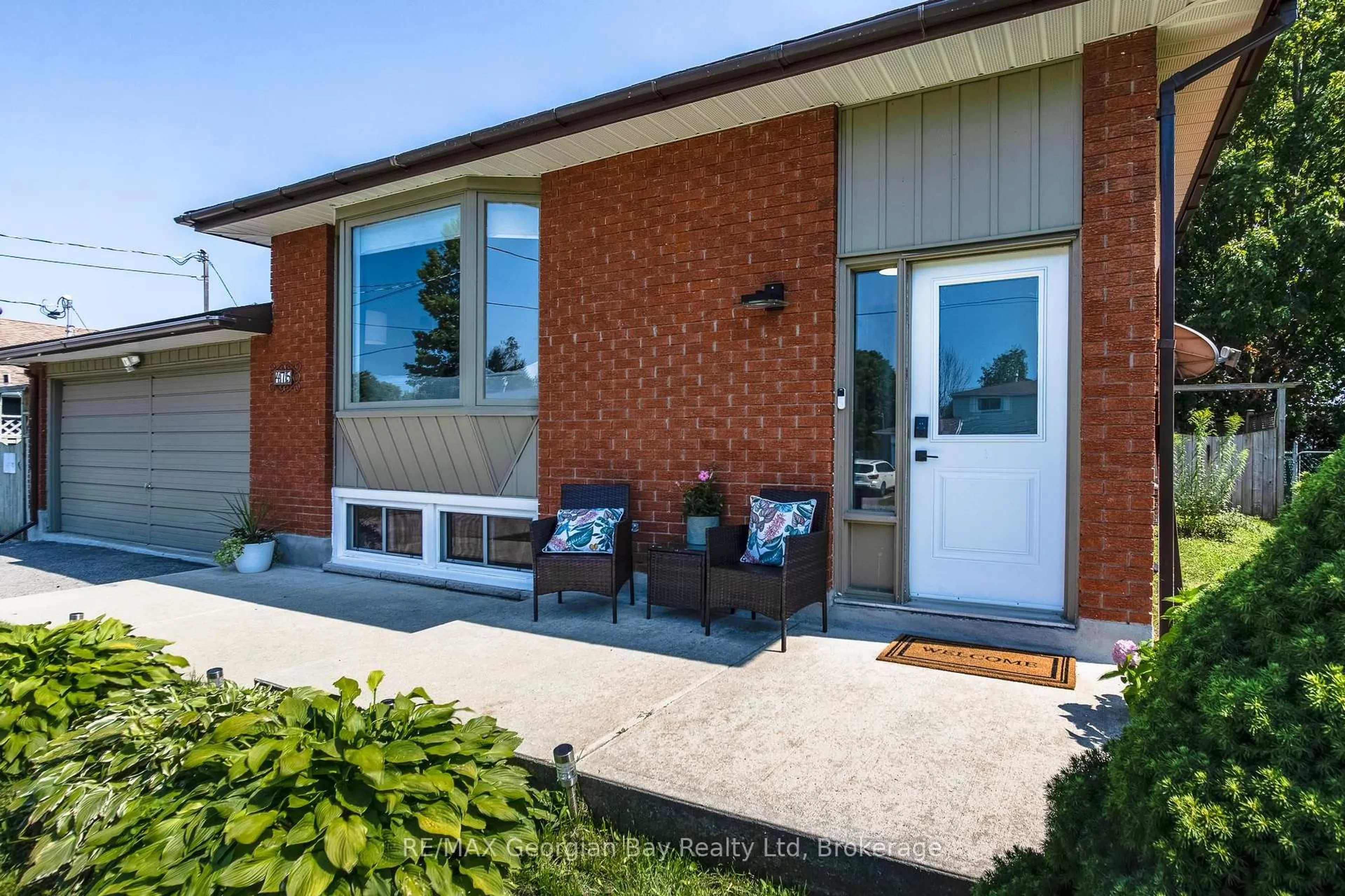 Home with brick exterior material, street for 475 Athabaska St, Tay Ontario L0K 1R0