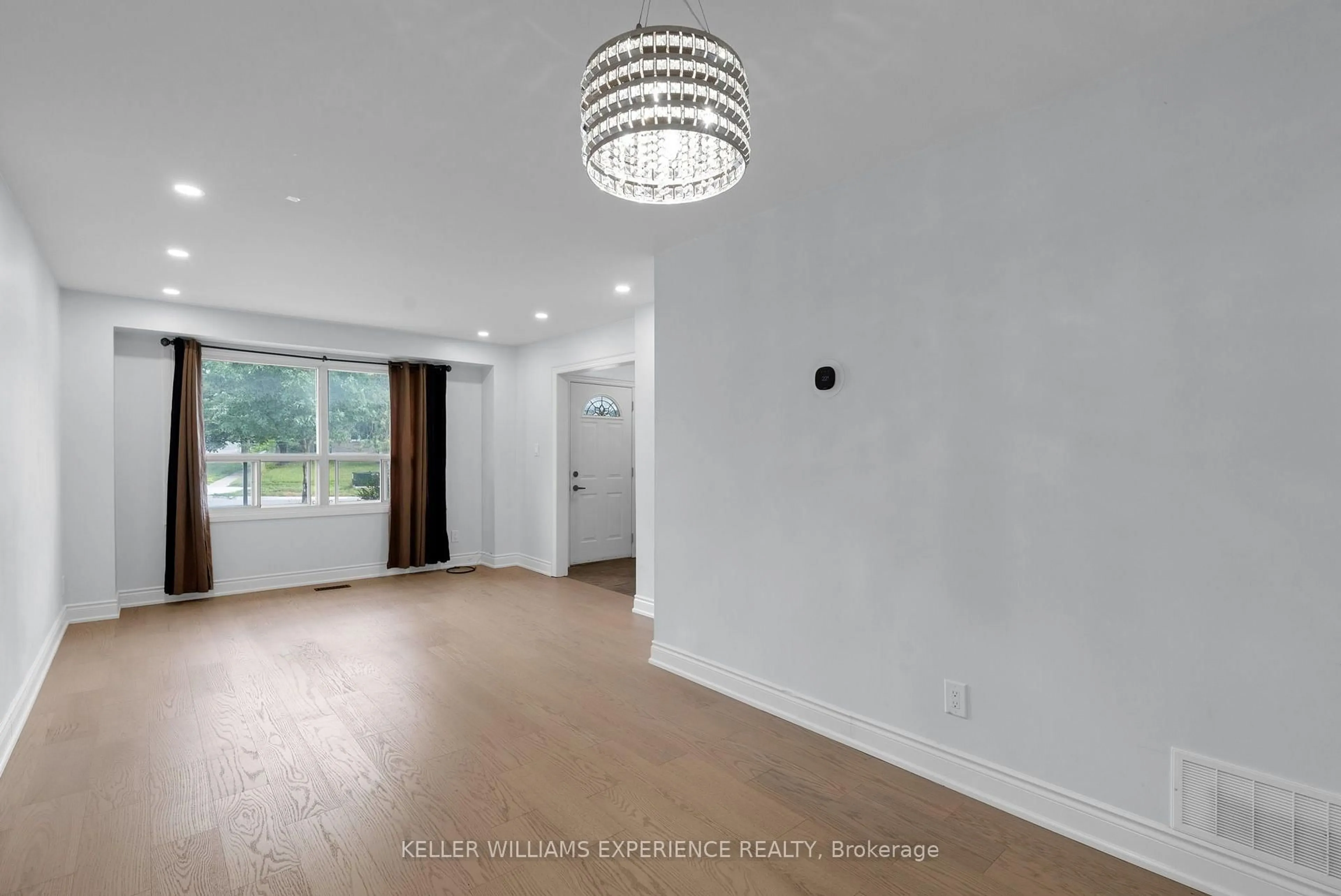A pic of a room for 49 Daphne Cres, Barrie Ontario L4M 2Y7