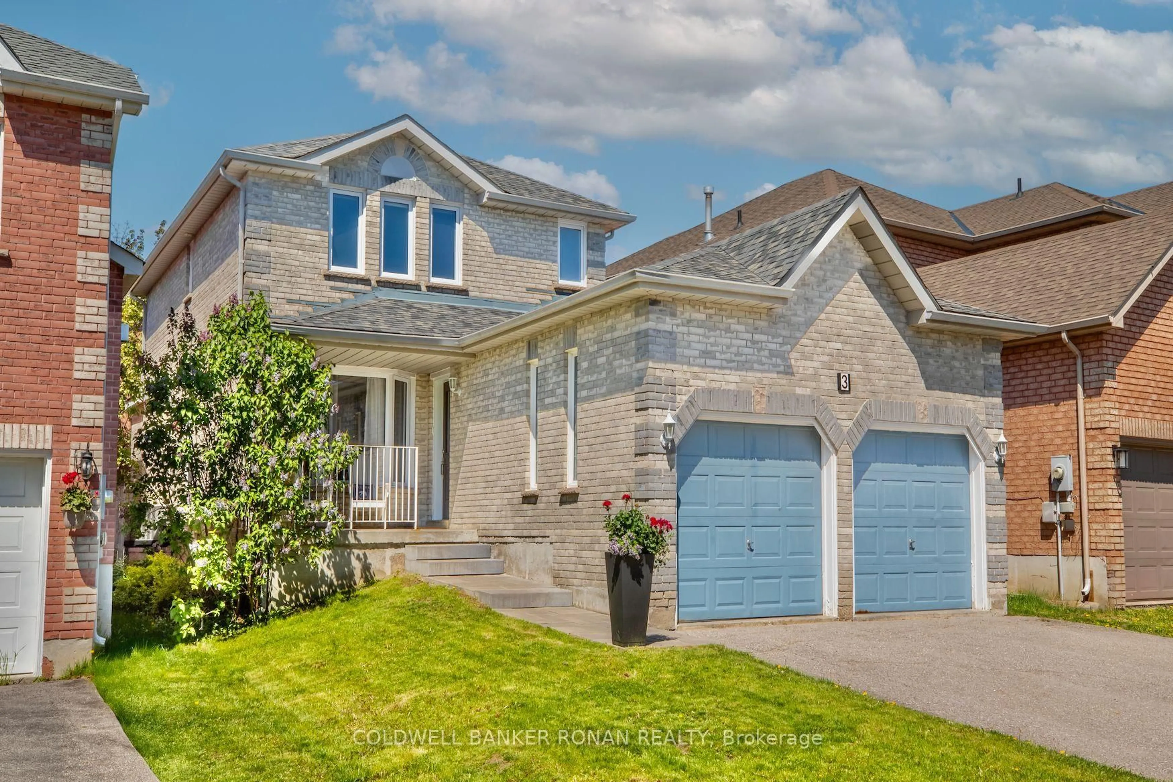 Home with brick exterior material, street for 3 Teal Pl, Barrie Ontario L4N 8W1