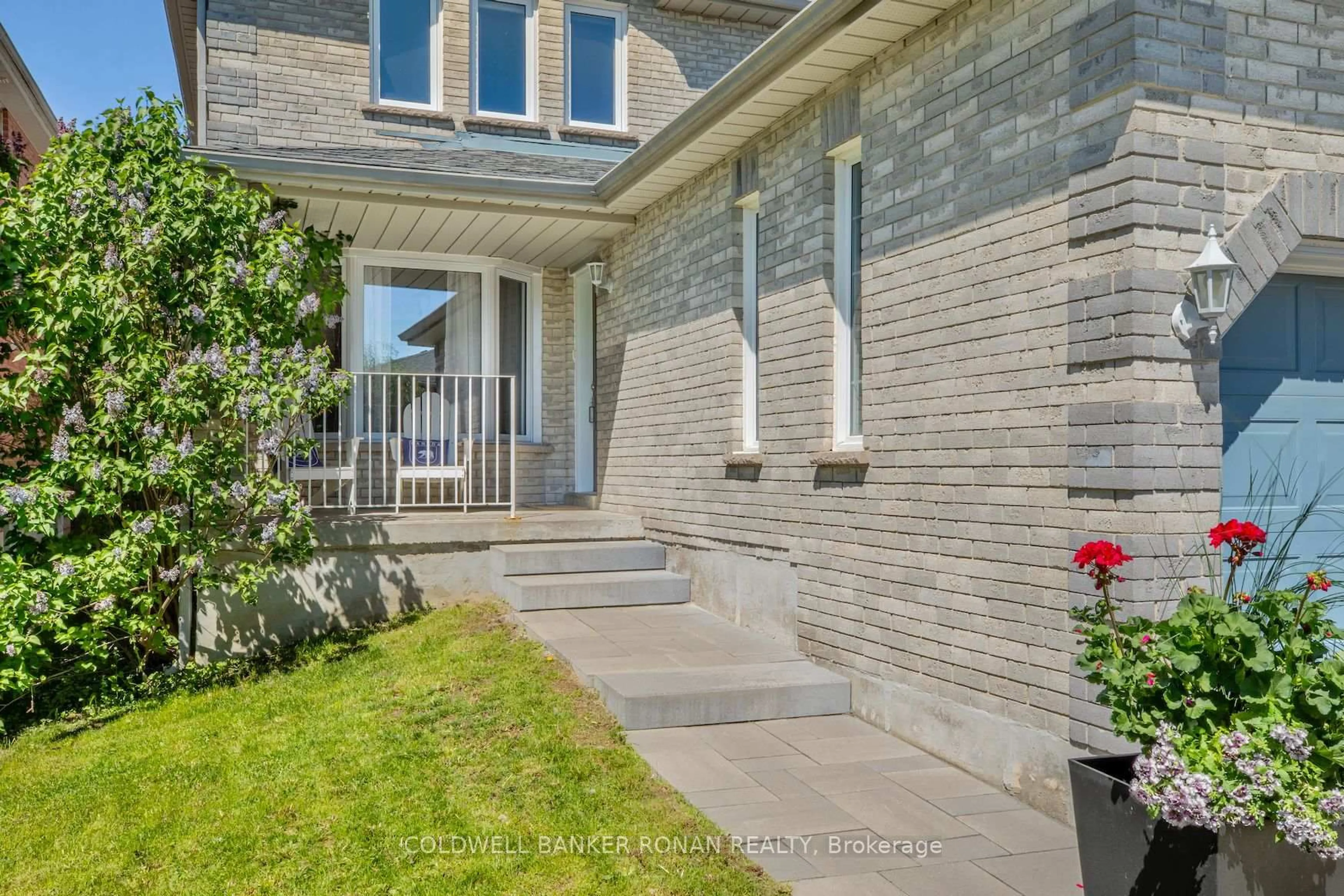 Home with brick exterior material, street for 3 Teal Pl, Barrie Ontario L4N 8W1