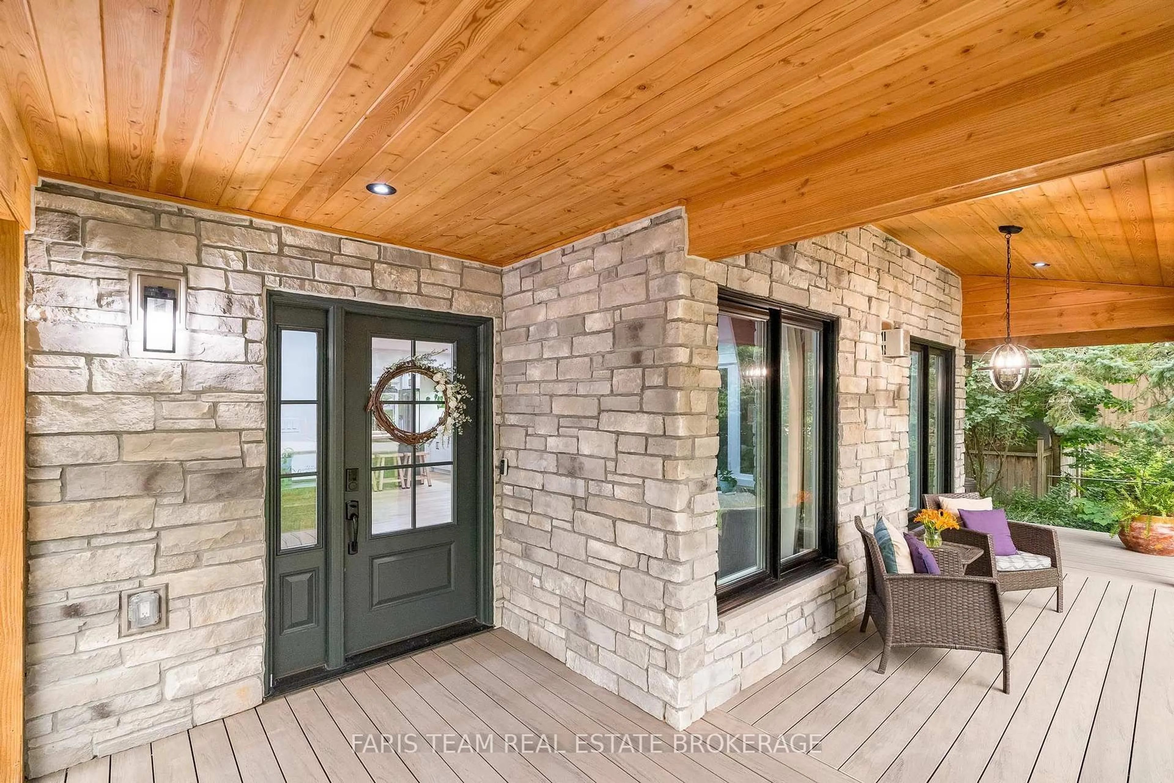 Indoor entryway for 67 Doran Rd, Springwater Ontario L9X 0L5
