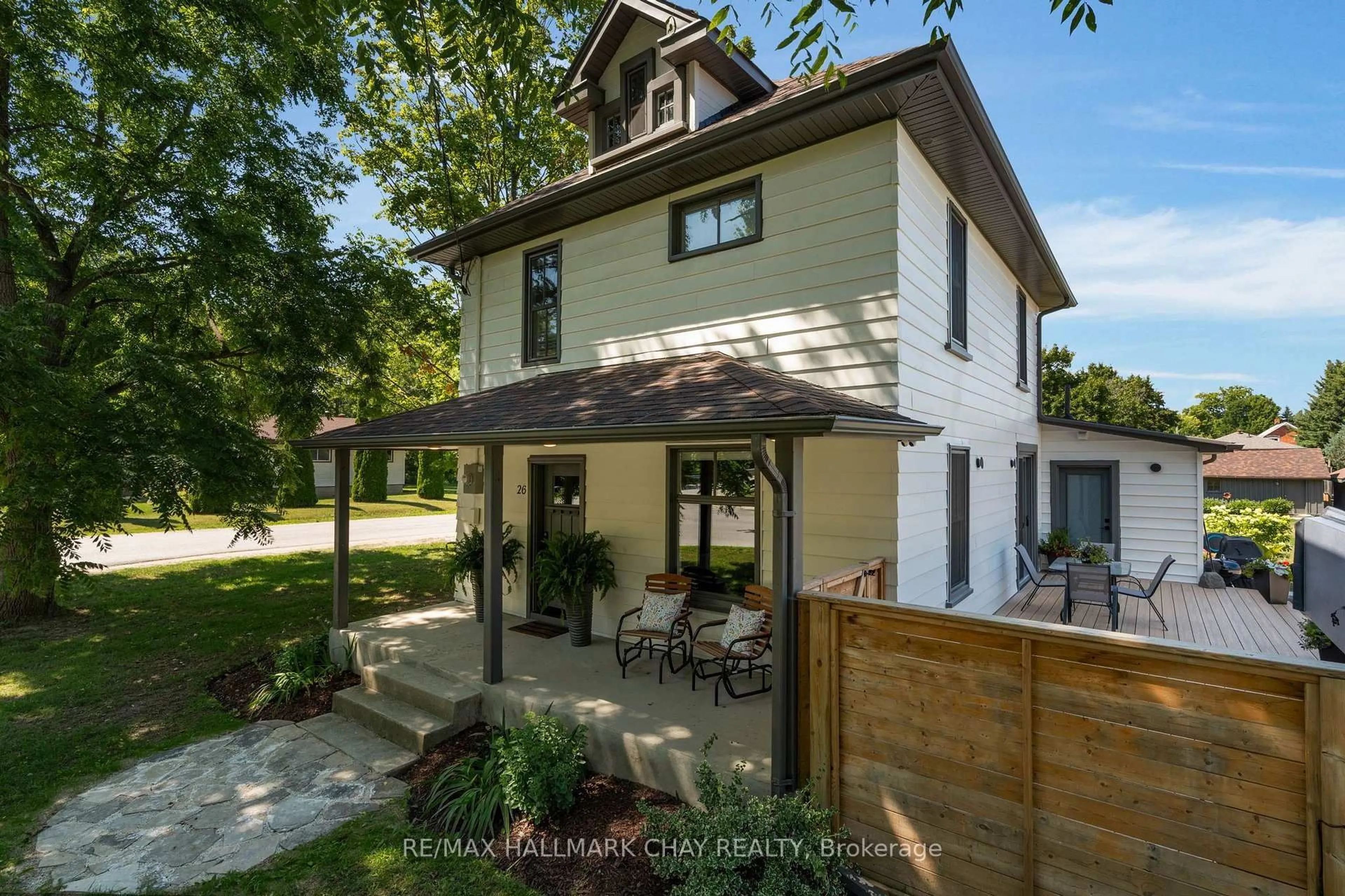 Home with brick exterior material, street for 26 Edward St, Clearview Ontario L0M 1G0