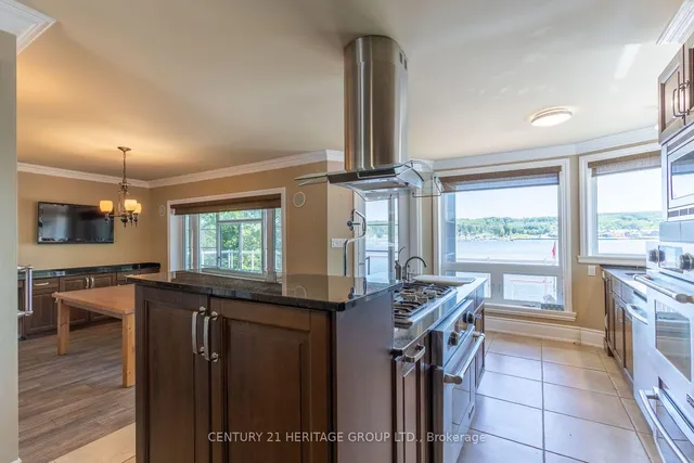 405 Champlain Rd, Penetanguishene 5