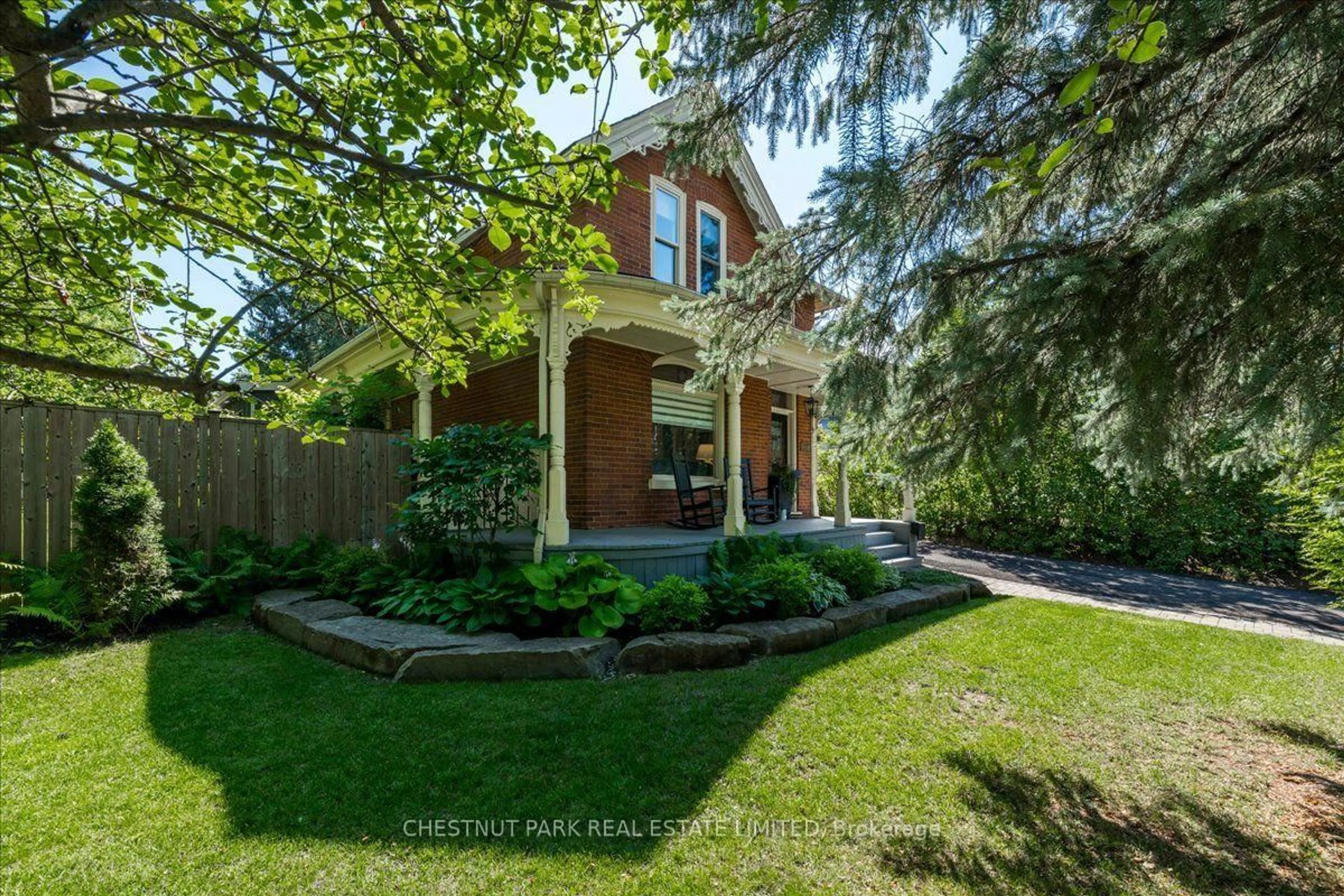 Home with brick exterior material, street for 72 Burton Ave, Barrie Ontario L4N 2R6