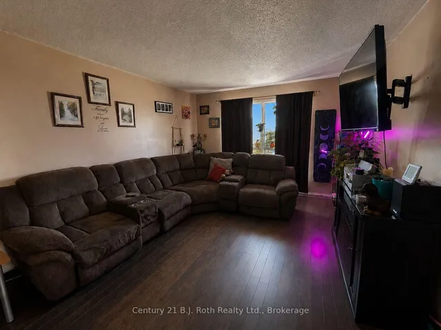 59 Therrien Crt, Penetanguishene 3