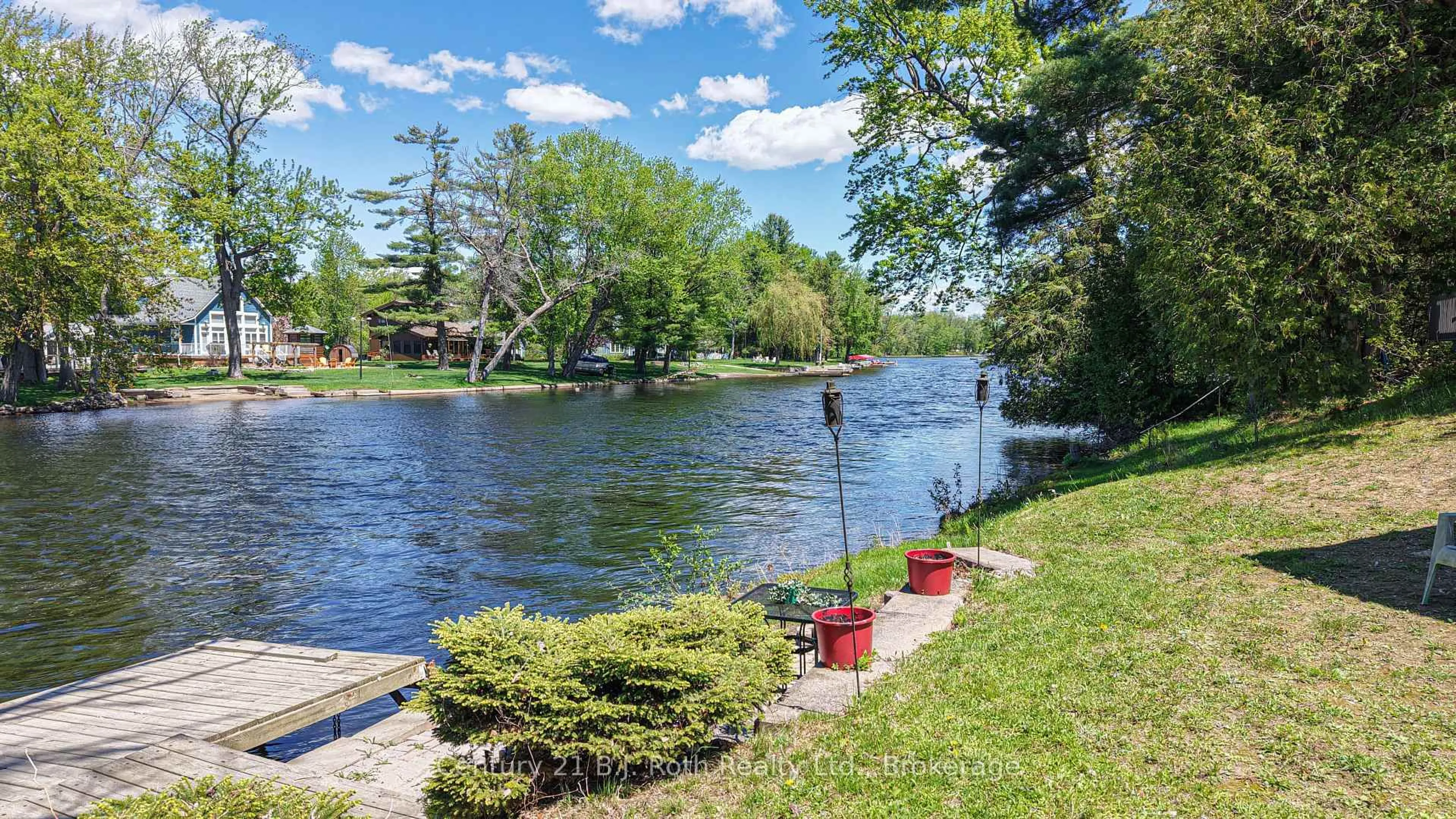 Patio, water/lake/river/ocean view for 4258 Canal Rd, Severn Ontario L0K 2B0