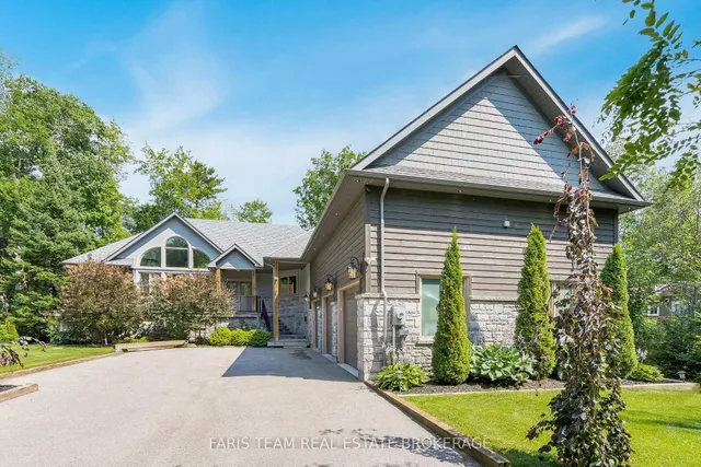 7 Duquette Crt, Tiny 2