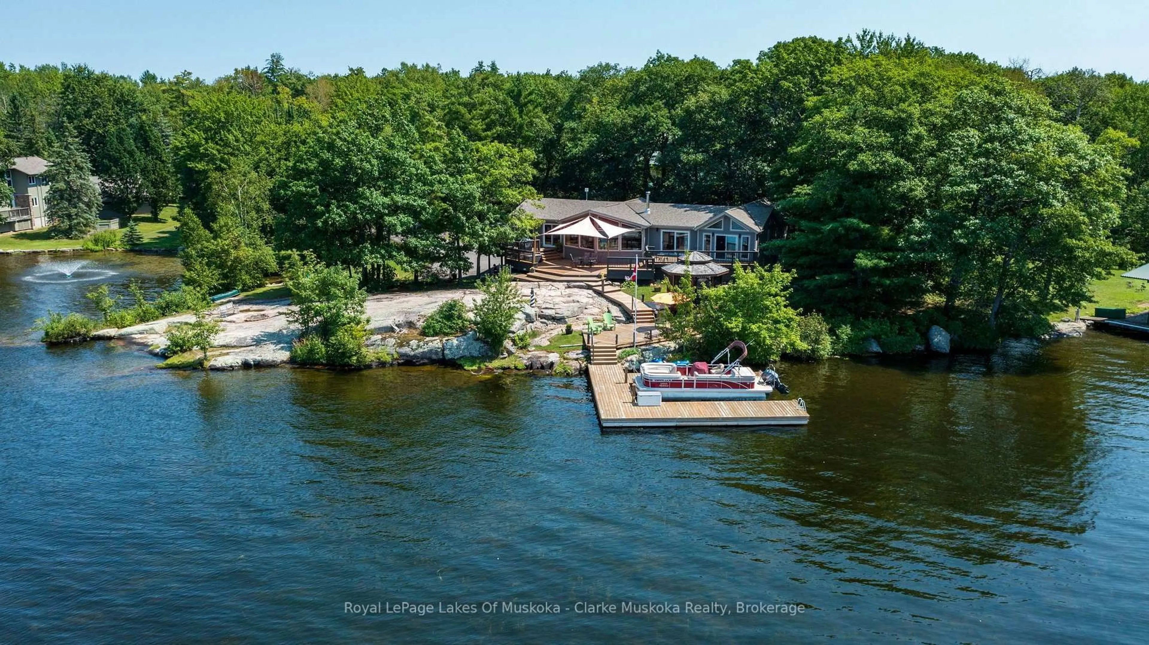 A pic from outside/outdoor area/front of a property/back of a property/a pic from drone, water/lake/river/ocean view for 2620 Baguley Rd, Severn Ontario L0K 1E0