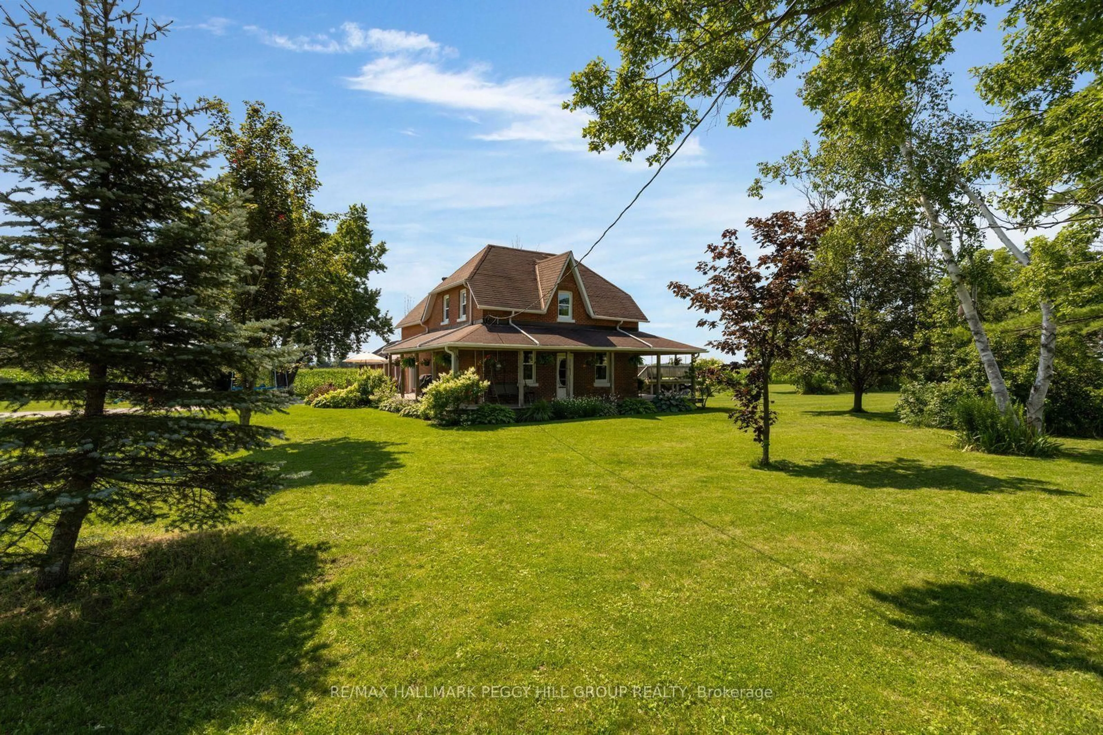 A pic from outside/outdoor area/front of a property/back of a property/a pic from drone, water/lake/river/ocean view for 4295 Horseshoe Valley Rd, Springwater Ontario L9X 1G1