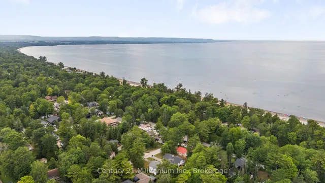 49 32nd St, Wasaga Beach 3