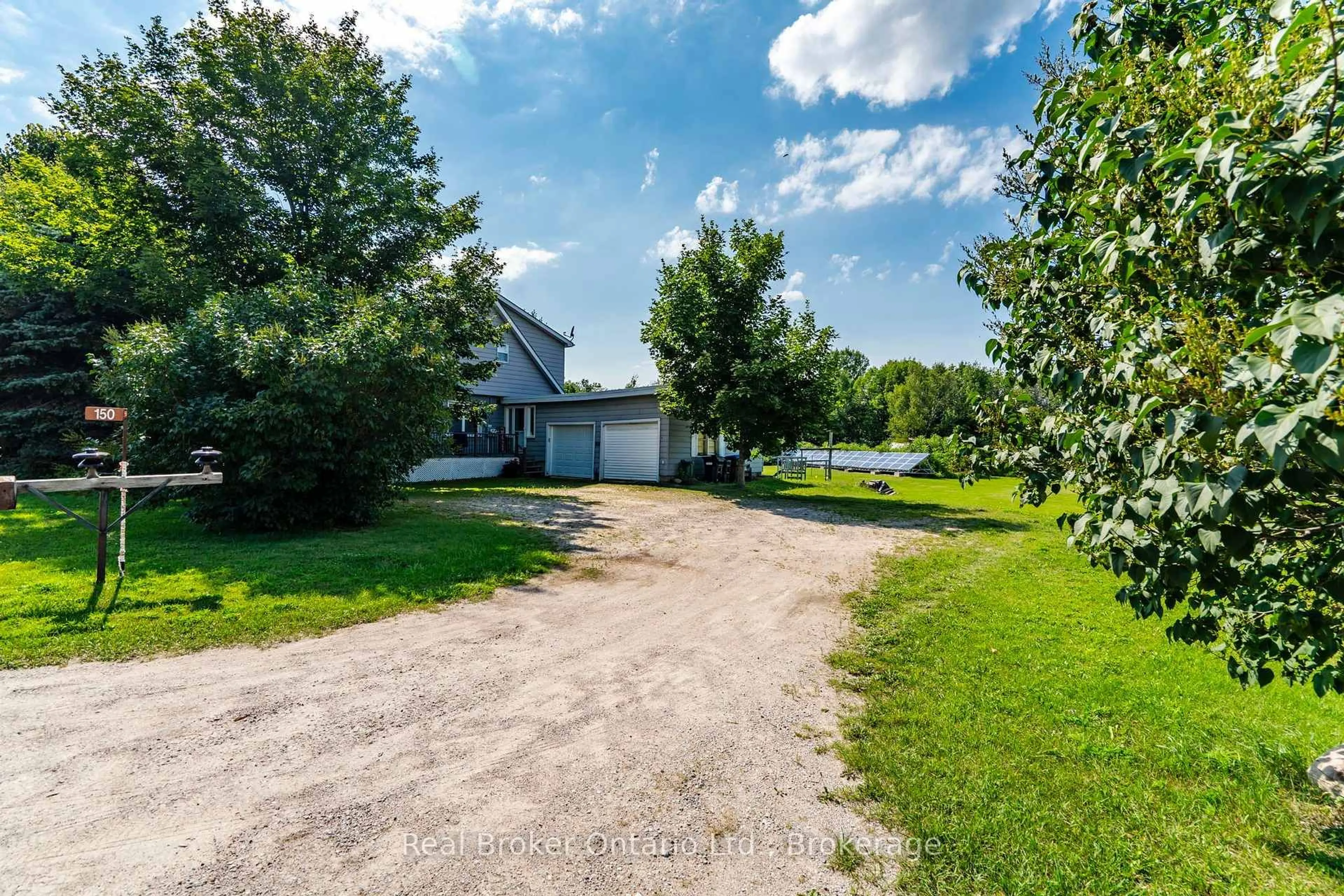 A pic from outside/outdoor area/front of a property/back of a property/a pic from drone, water/lake/river/ocean view for 150 Lafontaine Rd, Tiny Ontario L9M 2H7