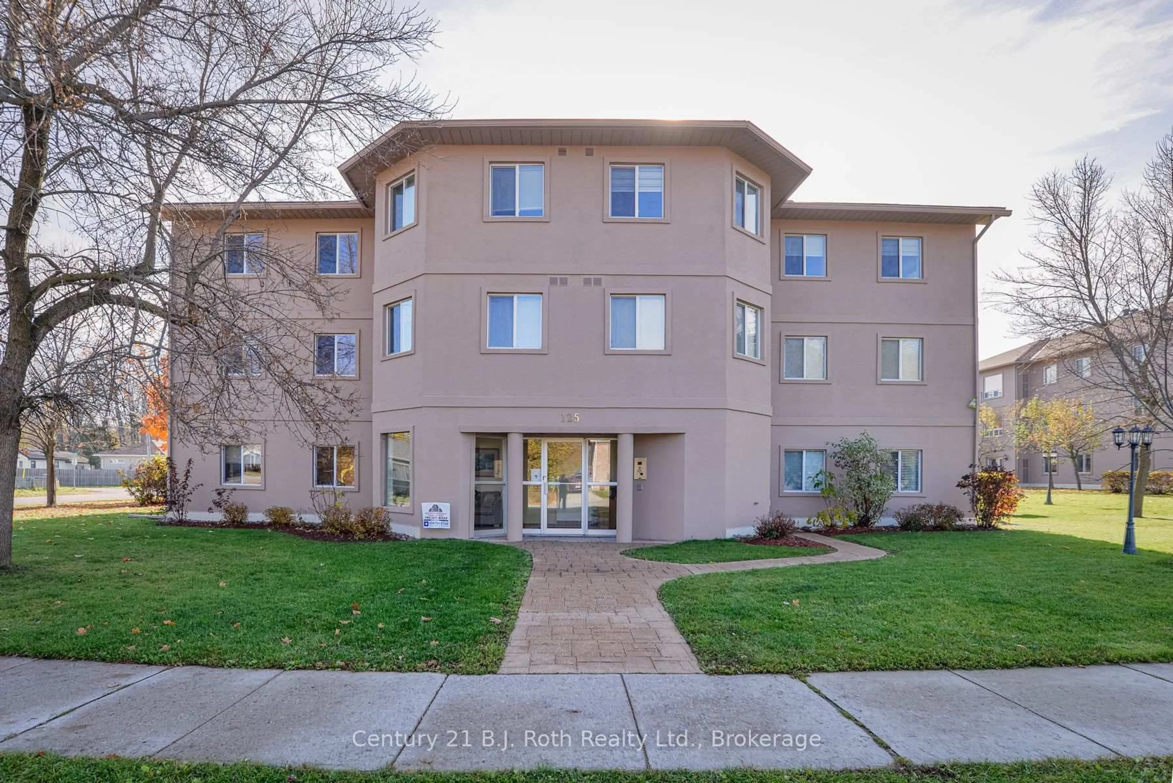 Unknown for 125 Bond St #207, Orillia Ontario L3V 1J7