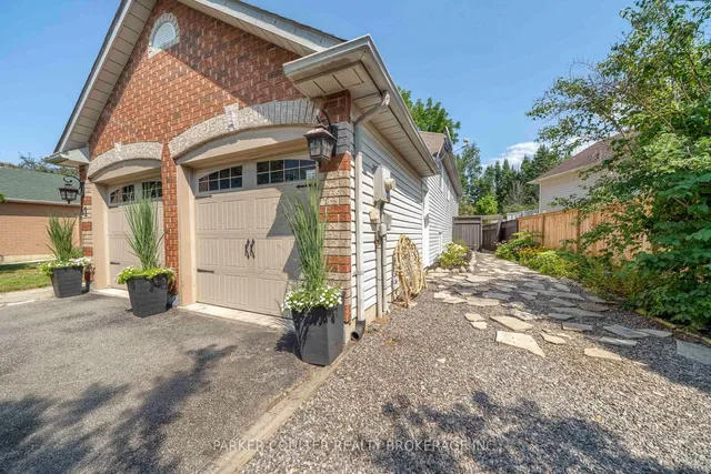 61 Dyer Dr, Wasaga Beach 3