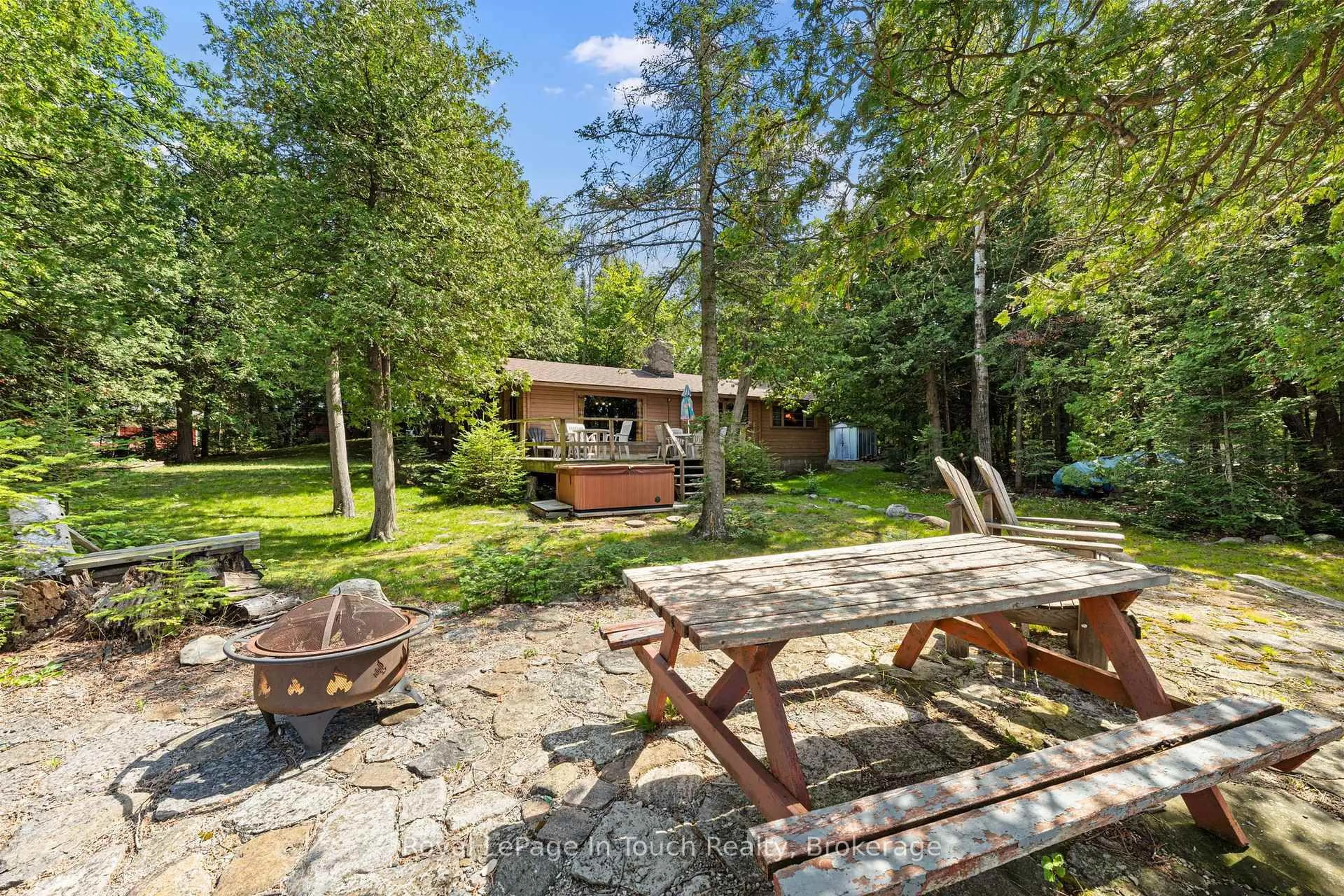 Patio, forest/trees view for 25 Chippewa Cres, Tiny Ontario L9M 0C4