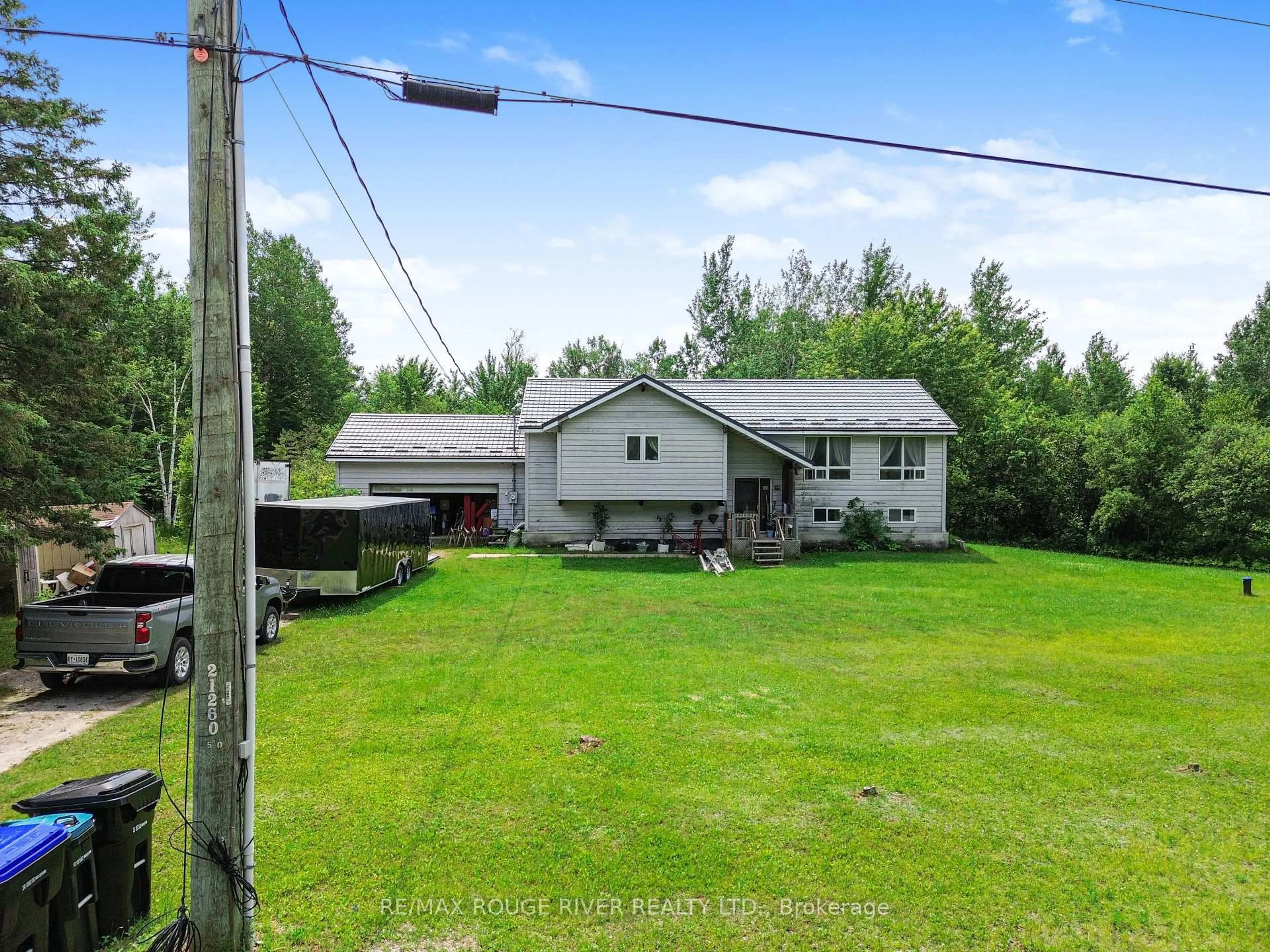 A pic from outside/outdoor area/front of a property/back of a property/a pic from drone, unknown for 2225 Monck Rd, Ramara Ontario L3V 0P6