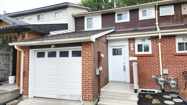 38 Chaucer Cres, Barrie
