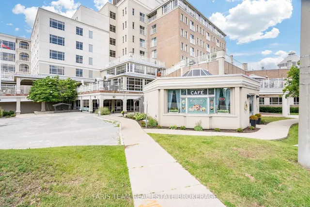 74 Ross St #82, Barrie 2