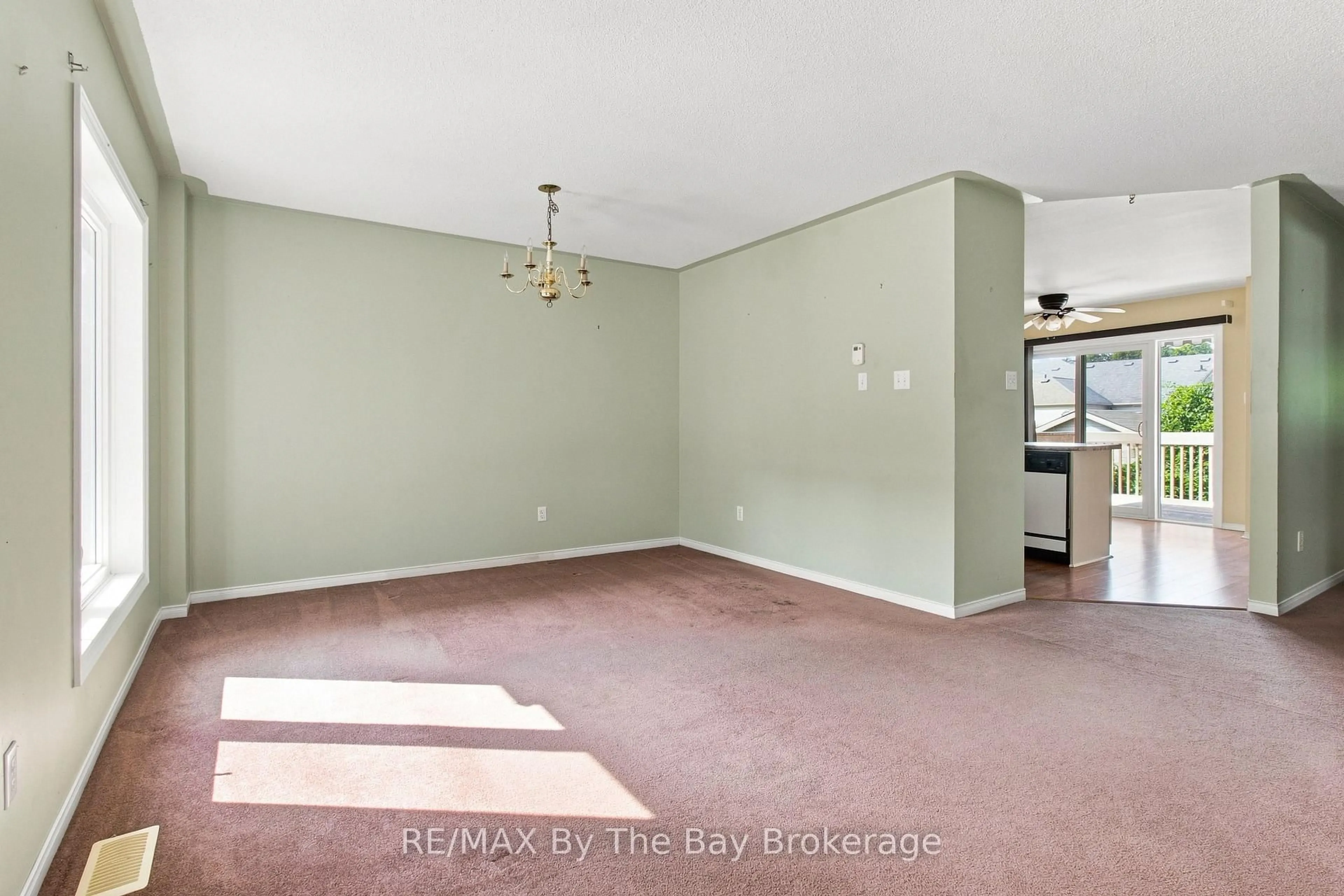 A pic of a room for 36 Harbour Cres, Wasaga Beach Ontario L9Z 1G5