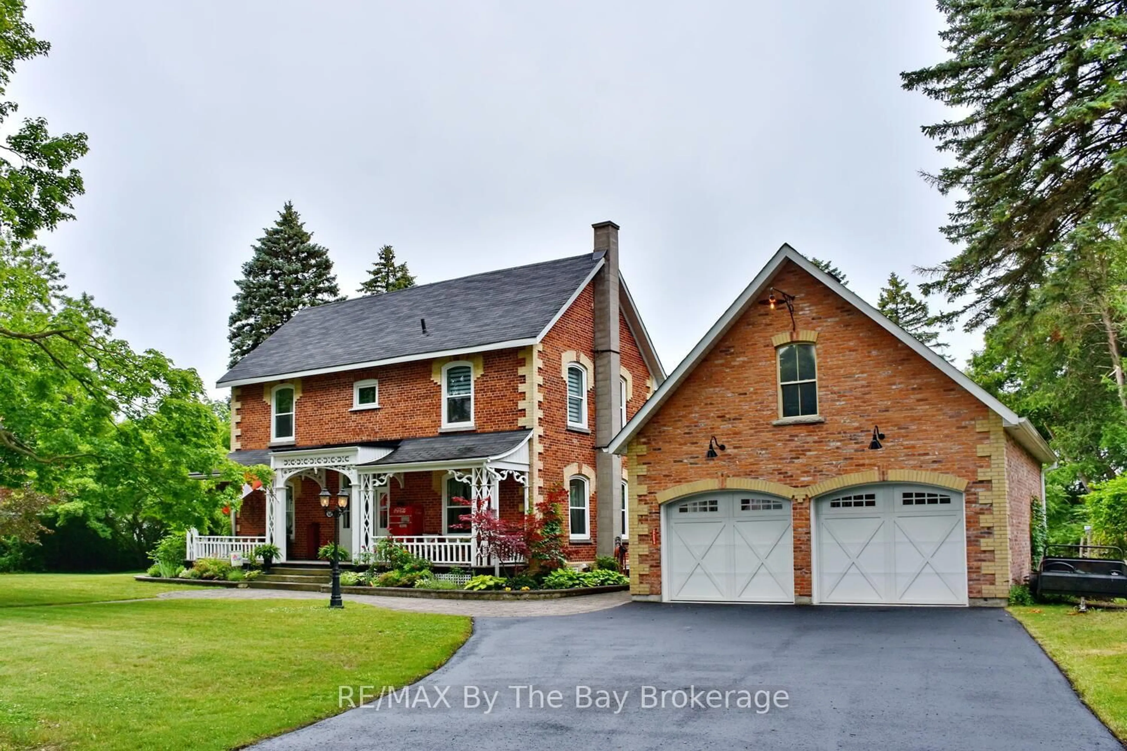 Home with brick exterior material, street for 214 Elm St, Clearview Ontario L0M 1S0