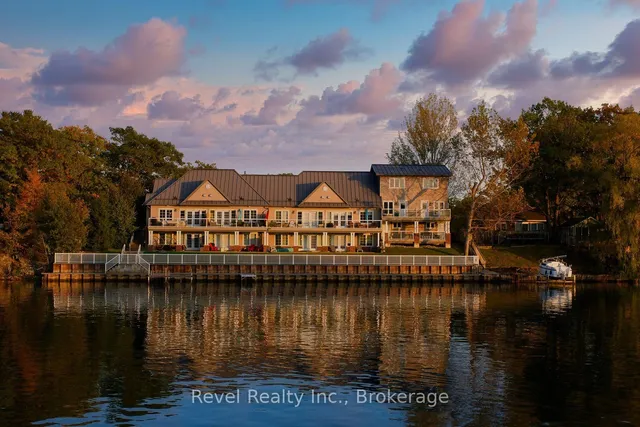 4-64 RIVER RD E River Rd #4, Wasaga Beach