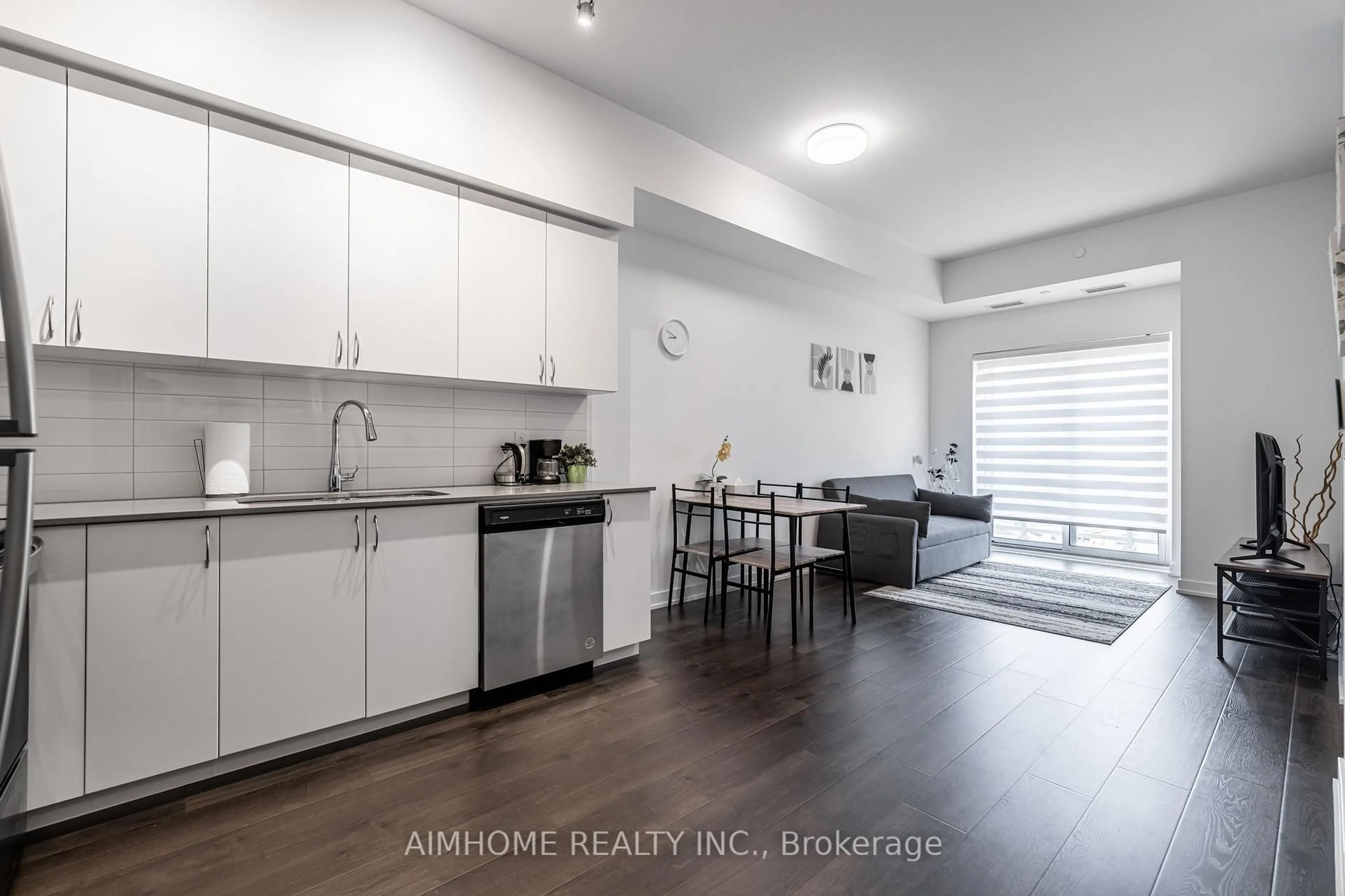 Open concept kitchen, unknown for 56 Lakeside Terr #1203, Barrie Ontario L4M 0L4