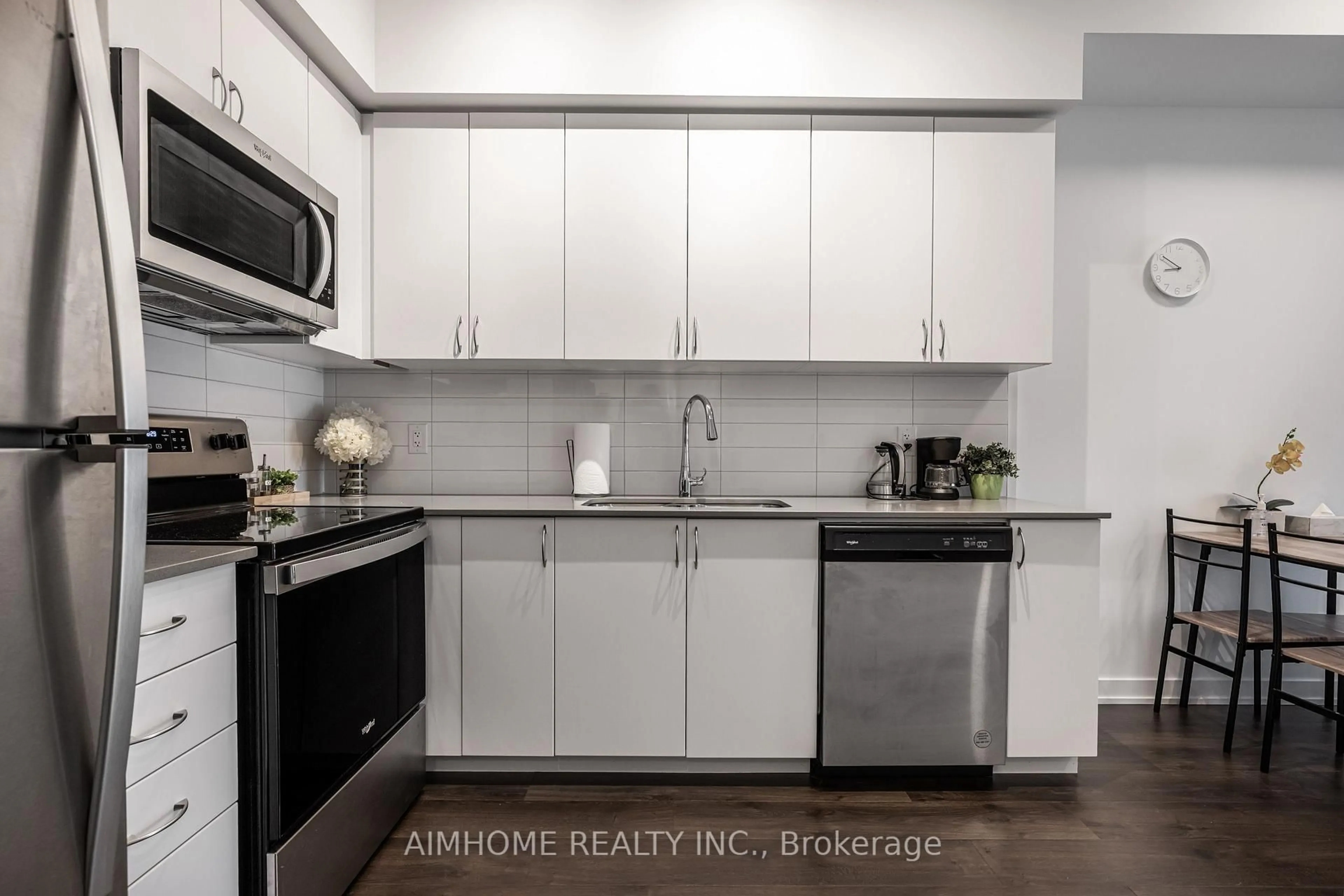 Standard kitchen, unknown for 56 Lakeside Terr #1203, Barrie Ontario L4M 0L4