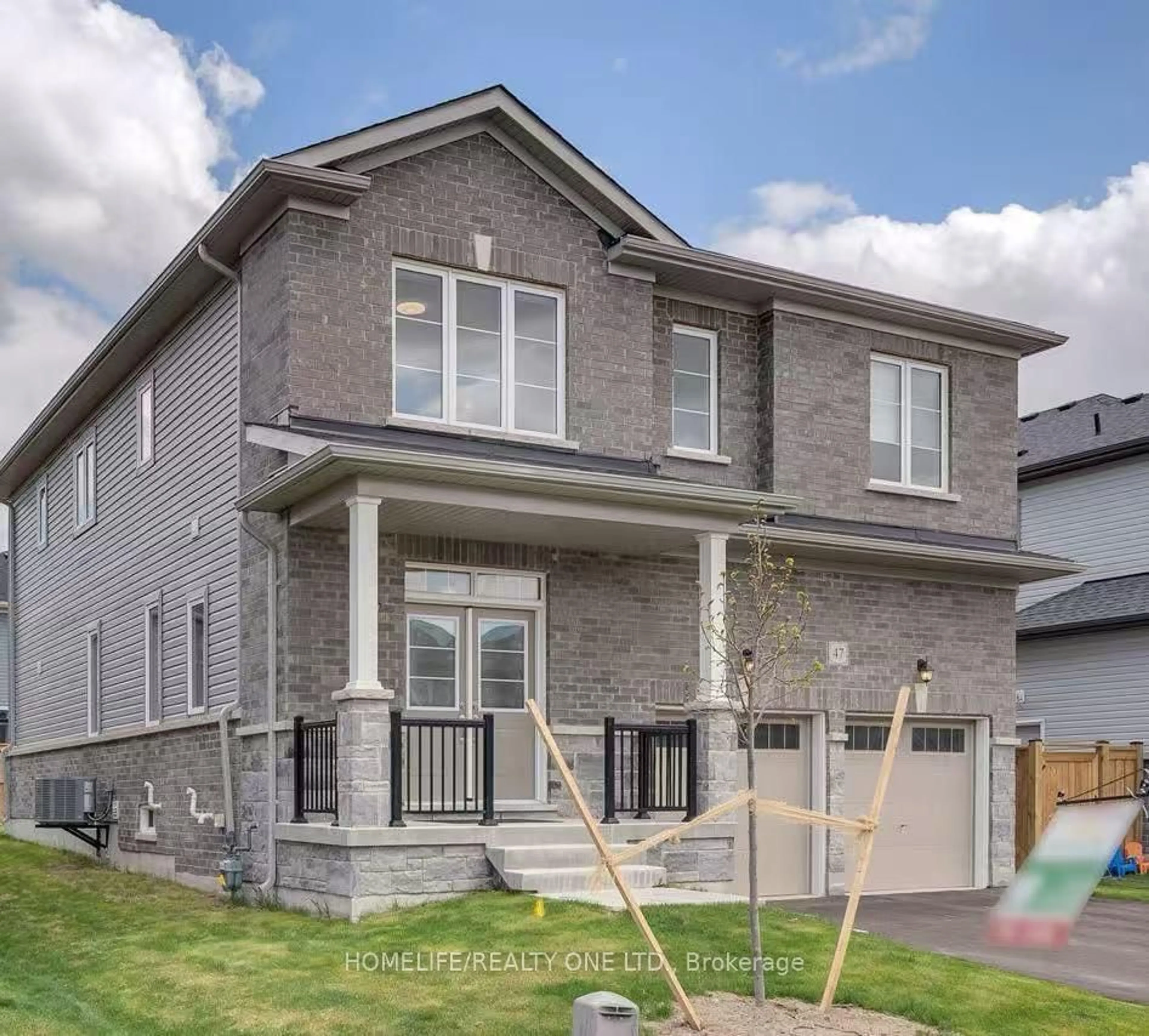 Home with brick exterior material, street for 47 Autumn Dr, Wasaga Beach Ontario L9Z 0K7