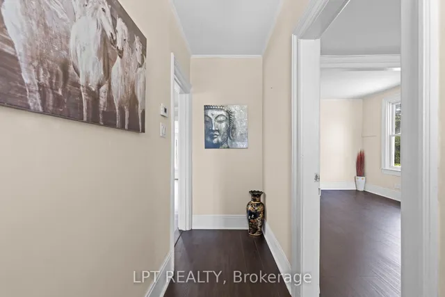 52 Parkside Dr, Barrie 5