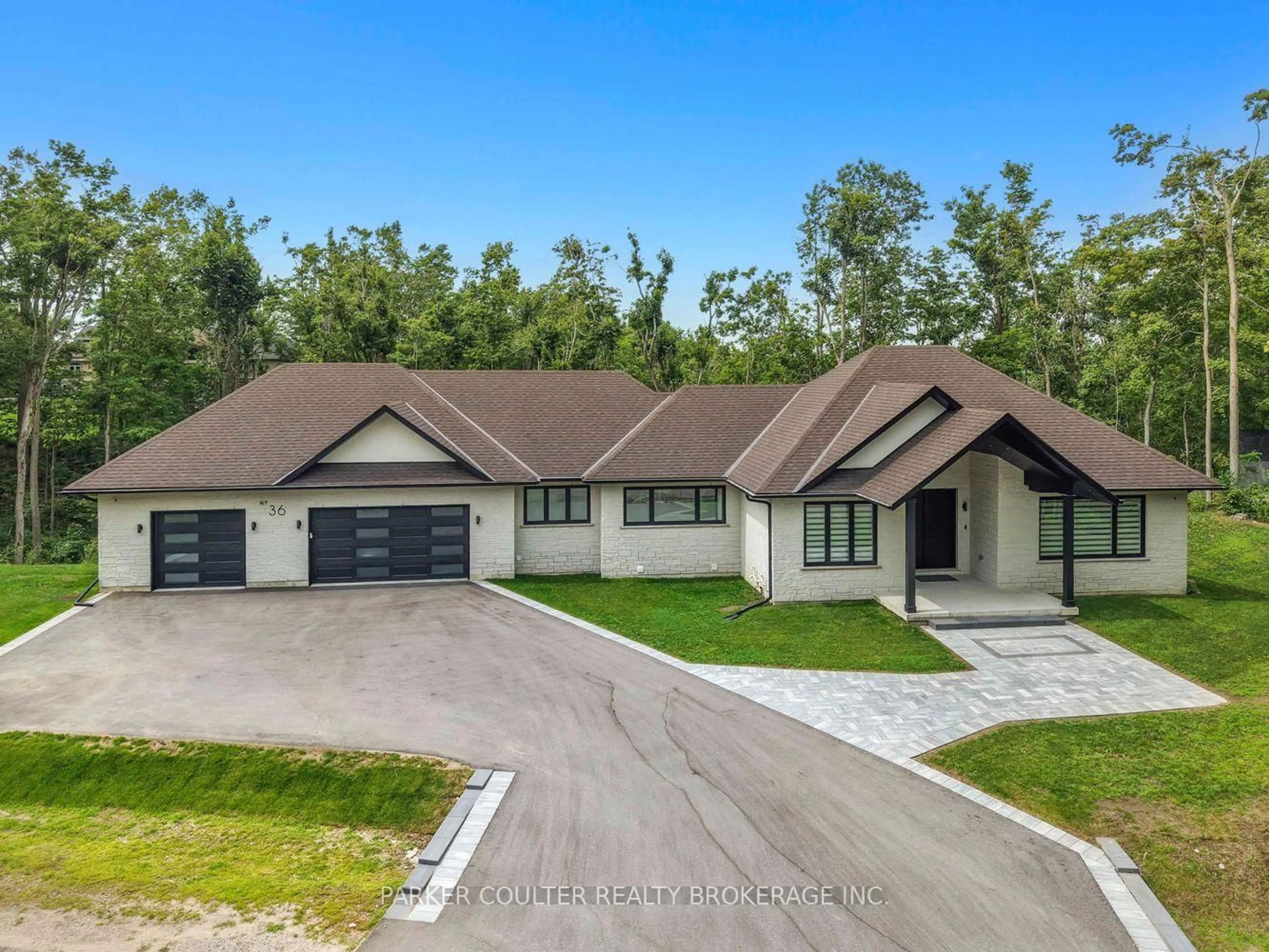 A pic from outside/outdoor area/front of a property/back of a property/a pic from drone, unknown for 36 Highland Dr, Oro-Medonte Ontario L0L 2L0
