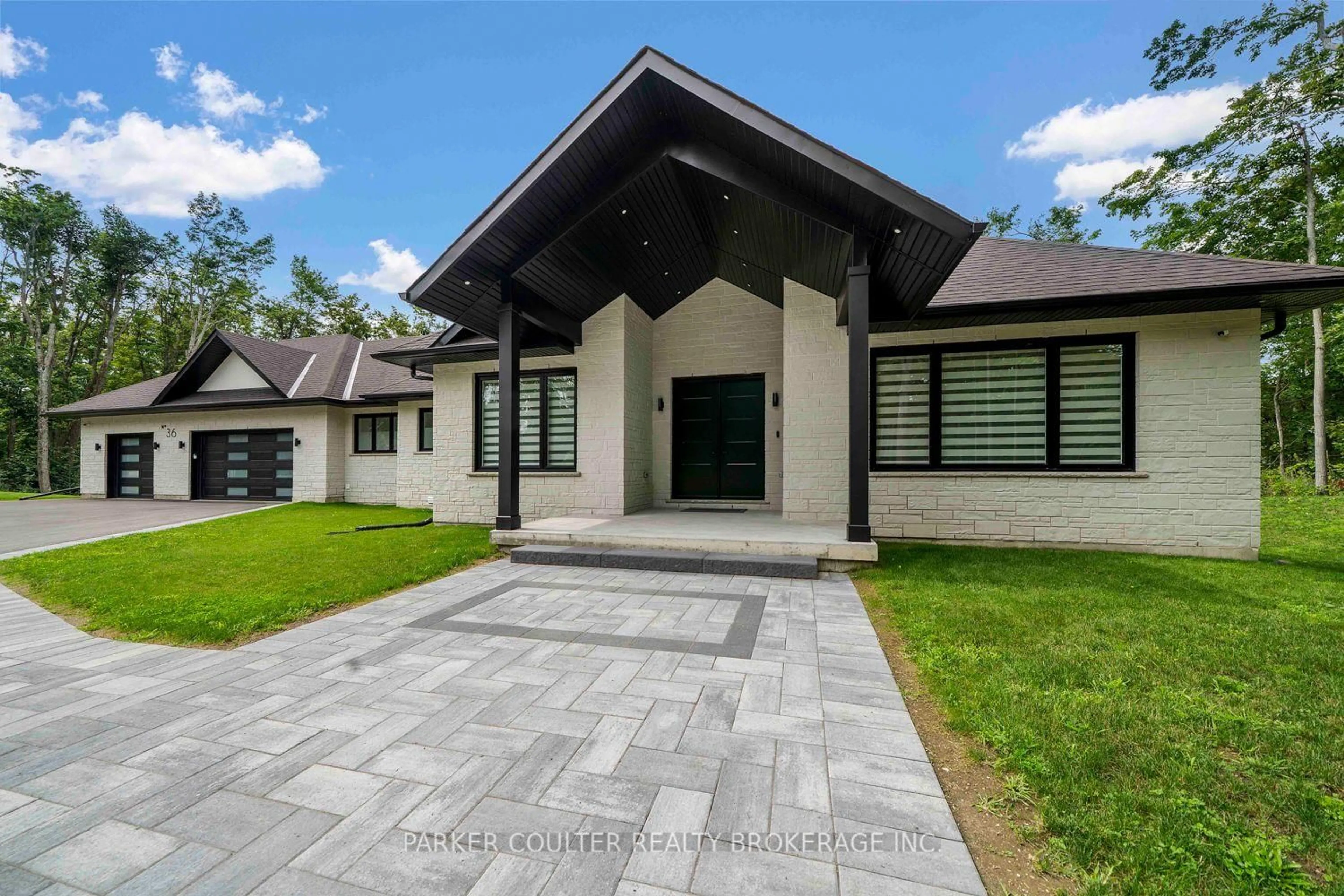 Home with brick exterior material, unknown for 36 Highland Dr, Oro-Medonte Ontario L0L 2L0