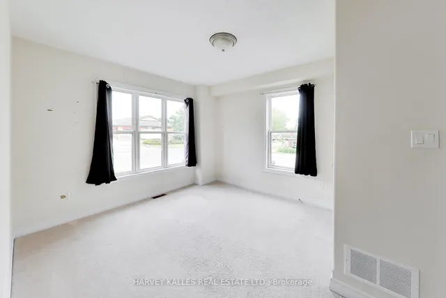 1 Leggott Ave #38, Barrie 5