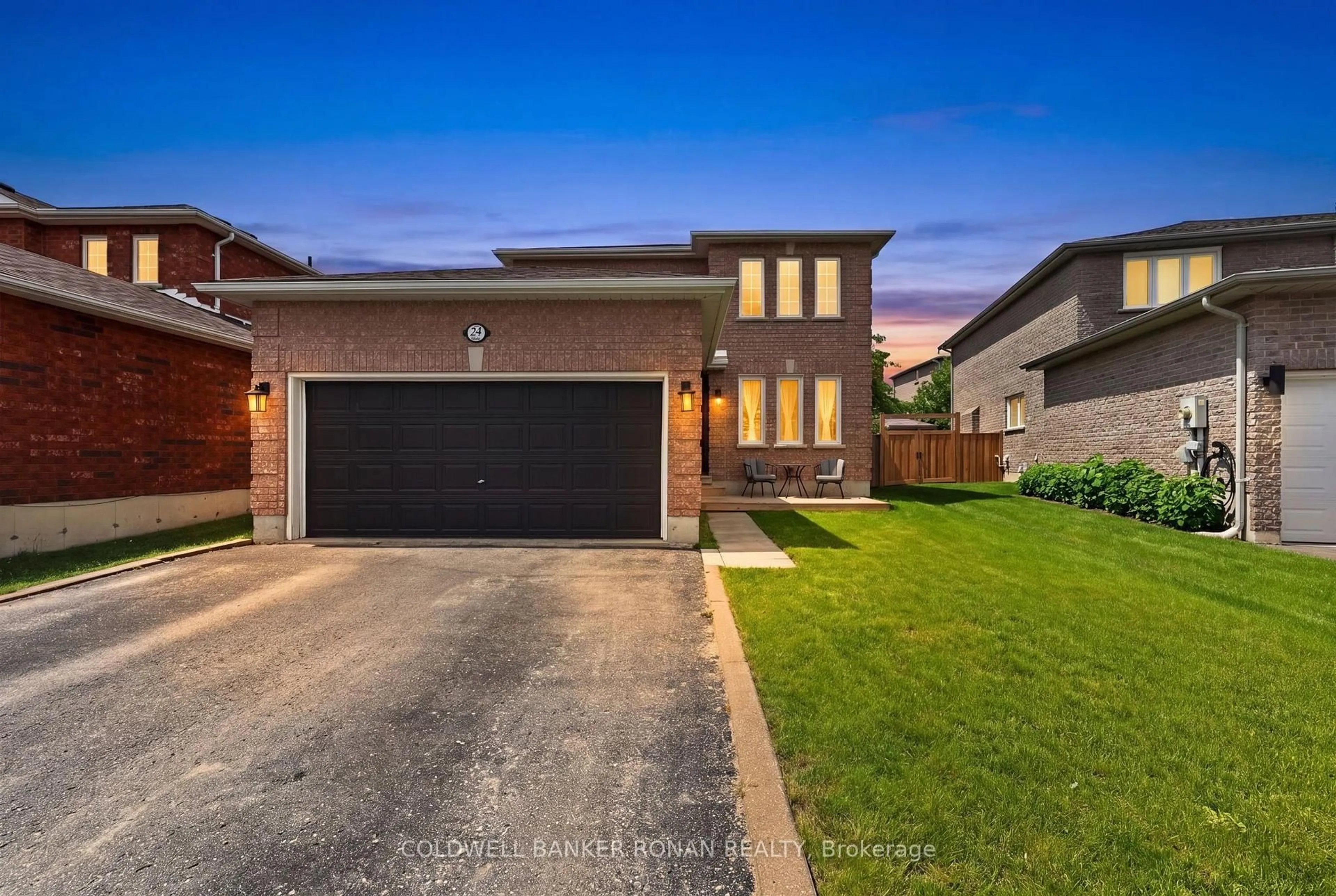 Home with brick exterior material, street for 24 Ryan Crt, Barrie Ontario L4M 6N7